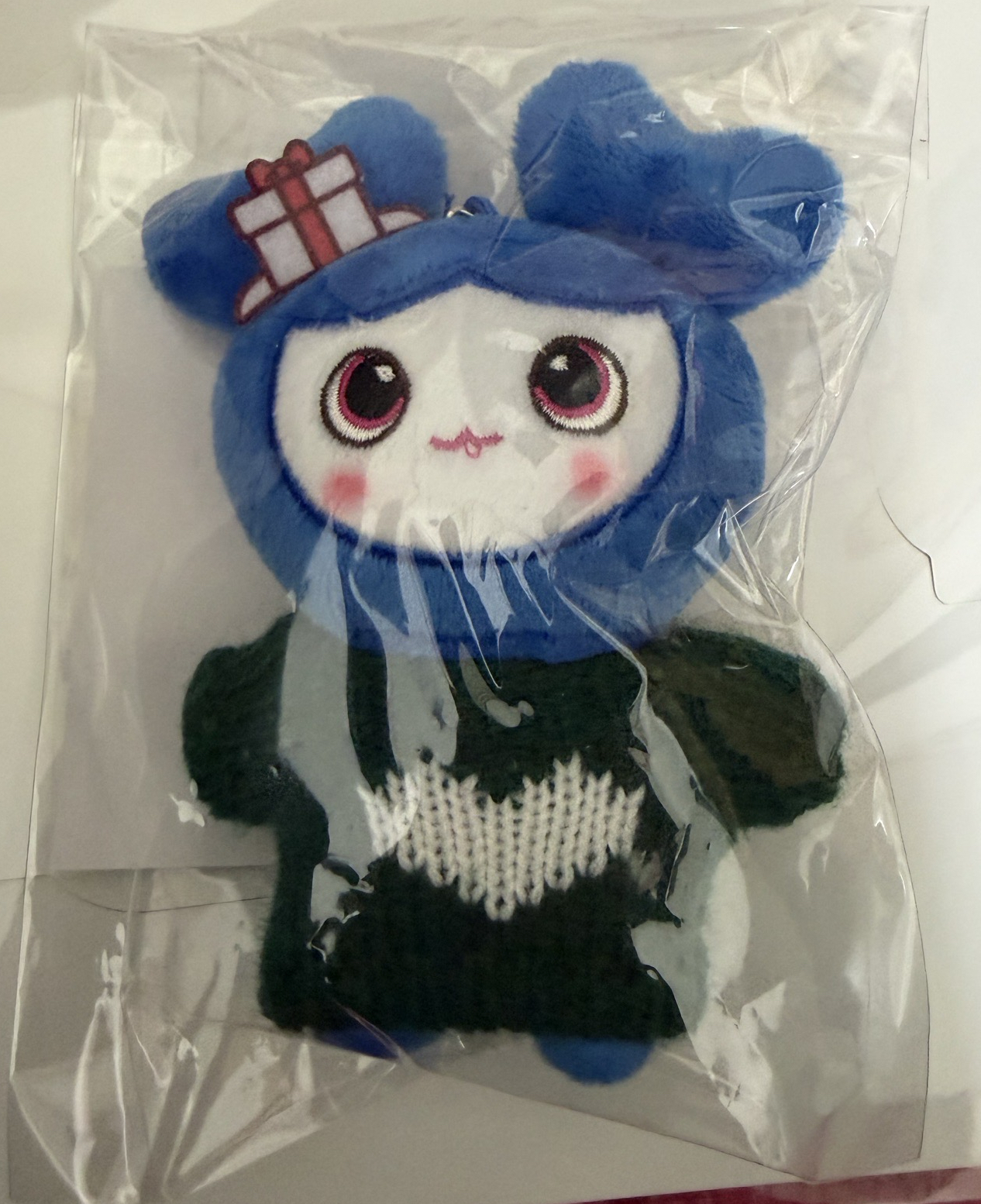 賣冬日快閃子瑜娃娃