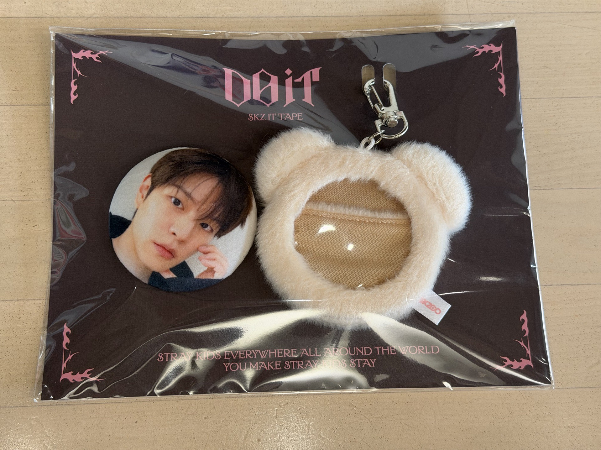 DO IT 快閃店 徽章套組 玟