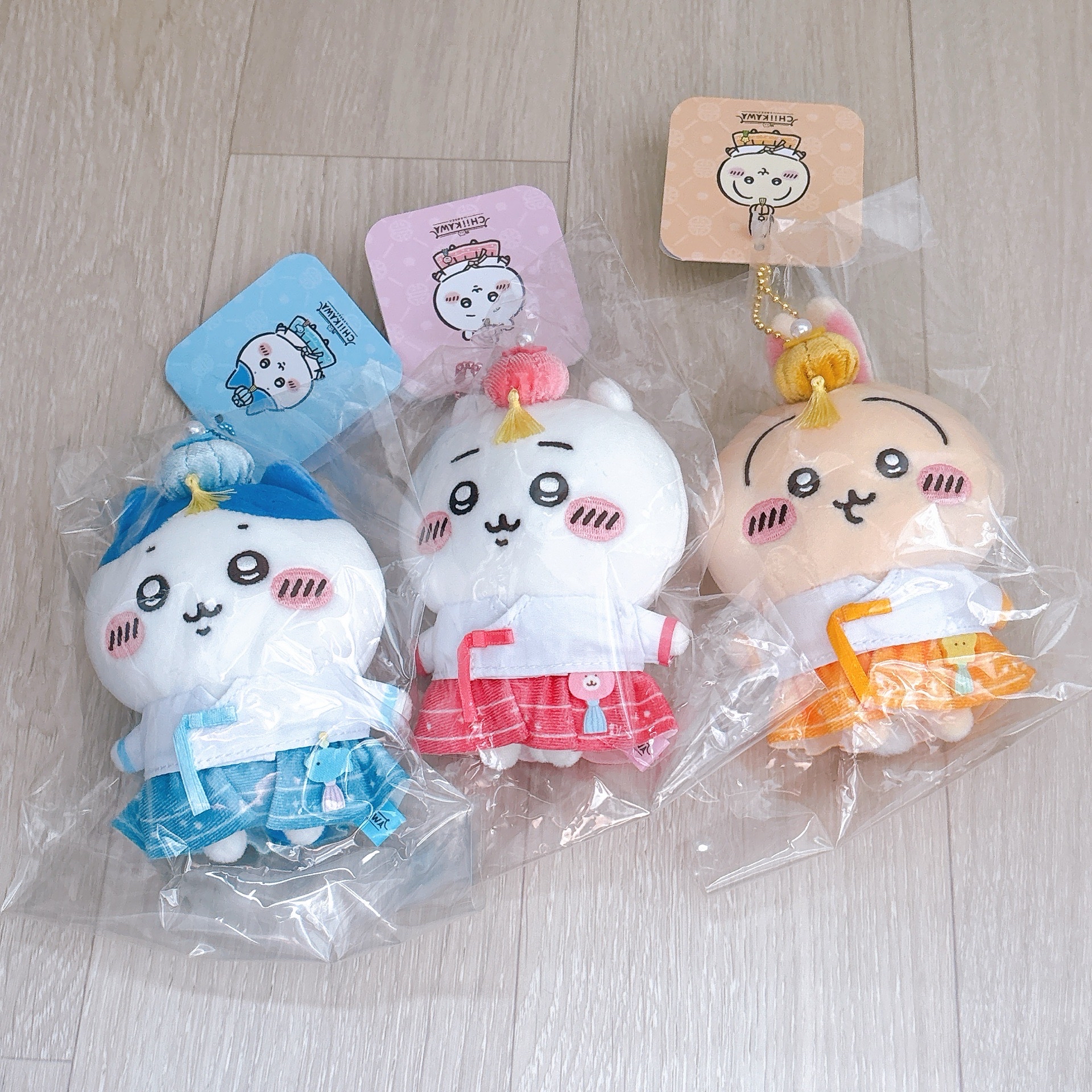 韓國龍山店 限定韓服娃-預購