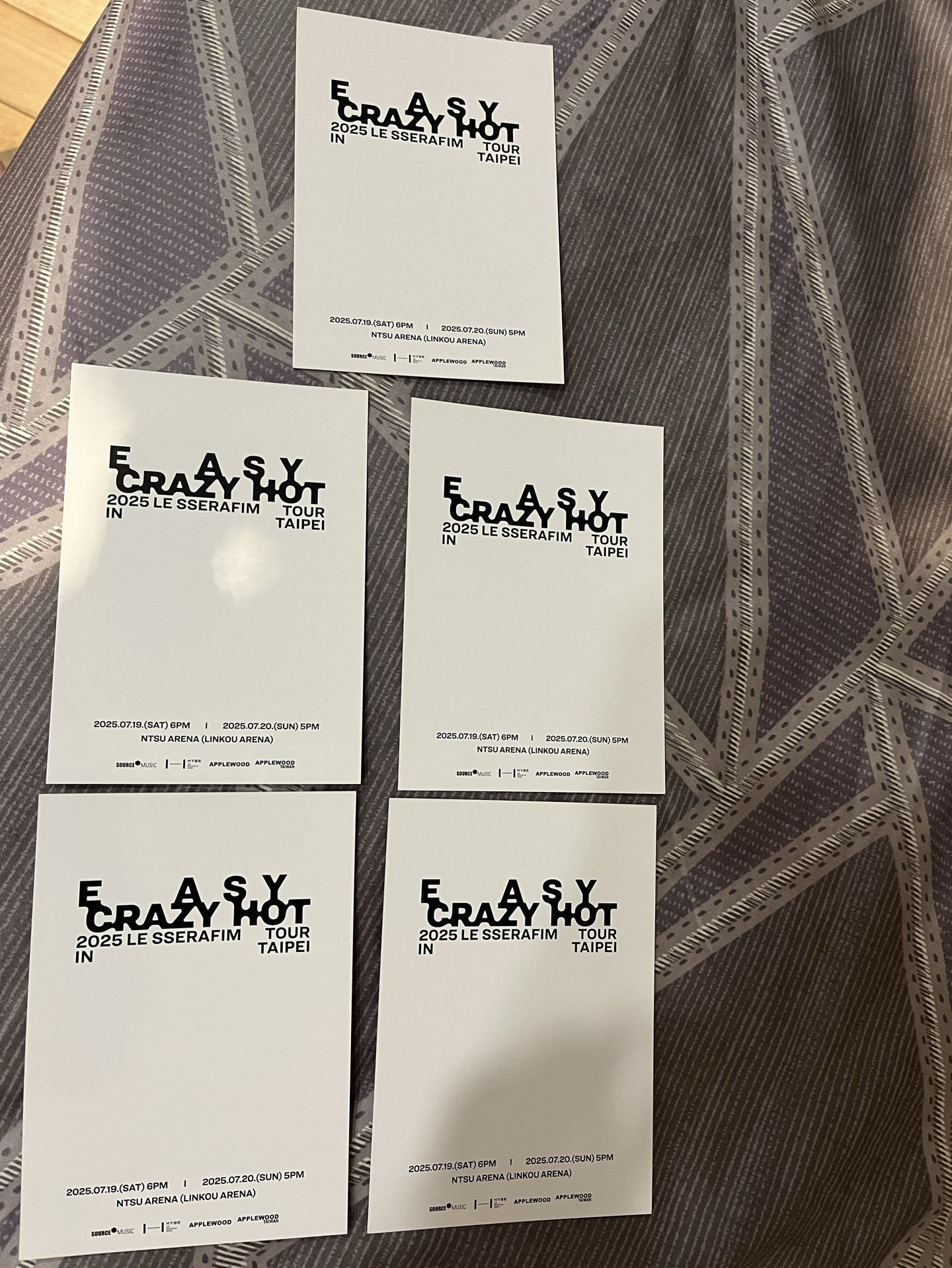 Le sserafim 台北場明信片