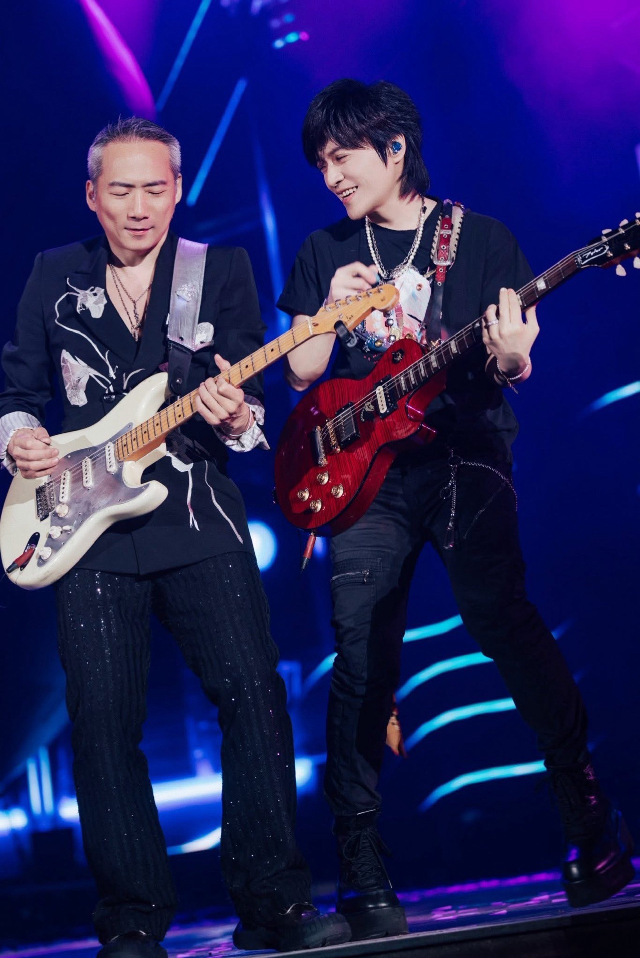 全新未拆🦄 五月天 怪獸/愛你魔法獨角獸 黑T （M號）