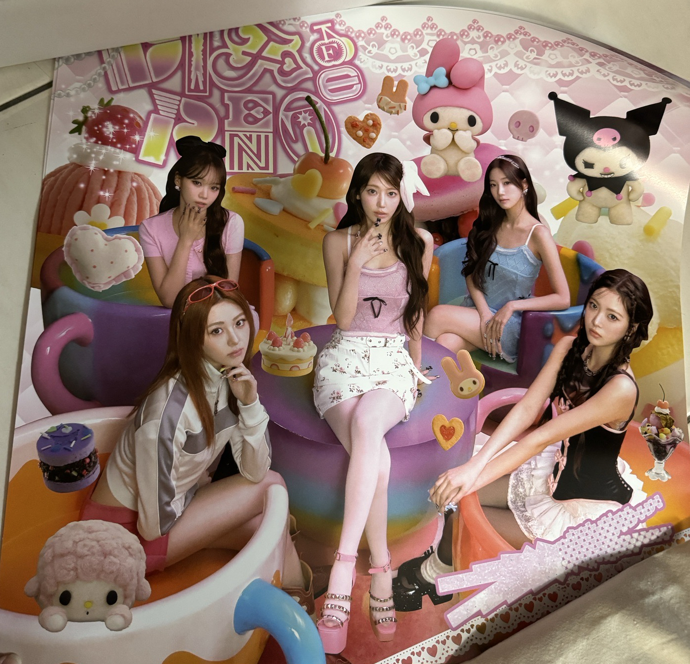 送物 LE SSERAFIM 限定角色盤 wvs海報