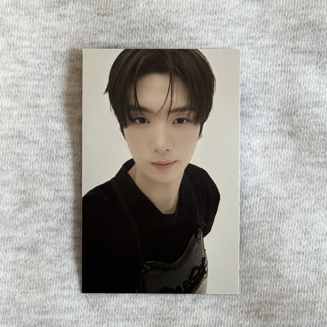 外套卡英宰 包包卡韓振