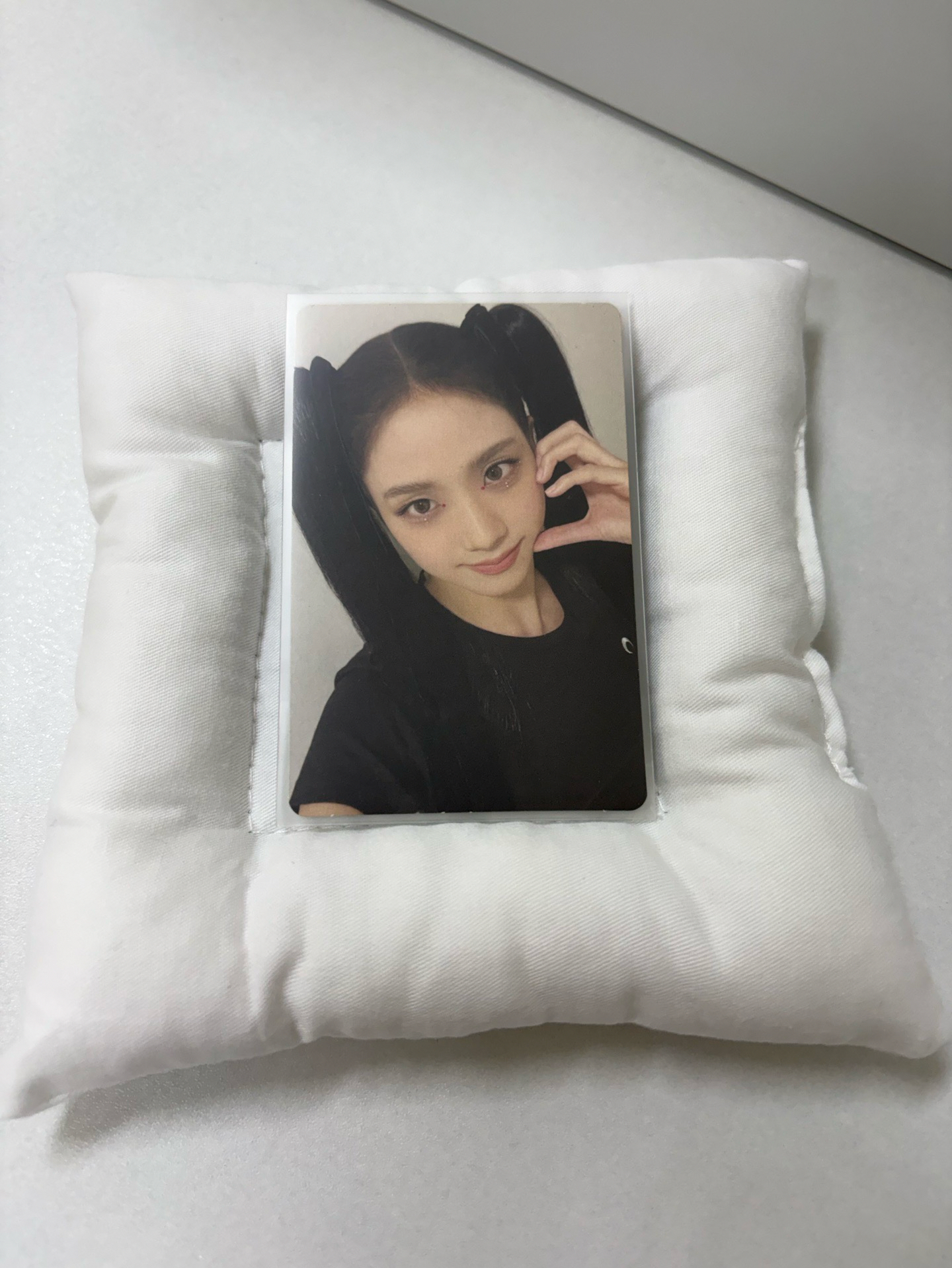 金智秀雙馬尾小卡 小損