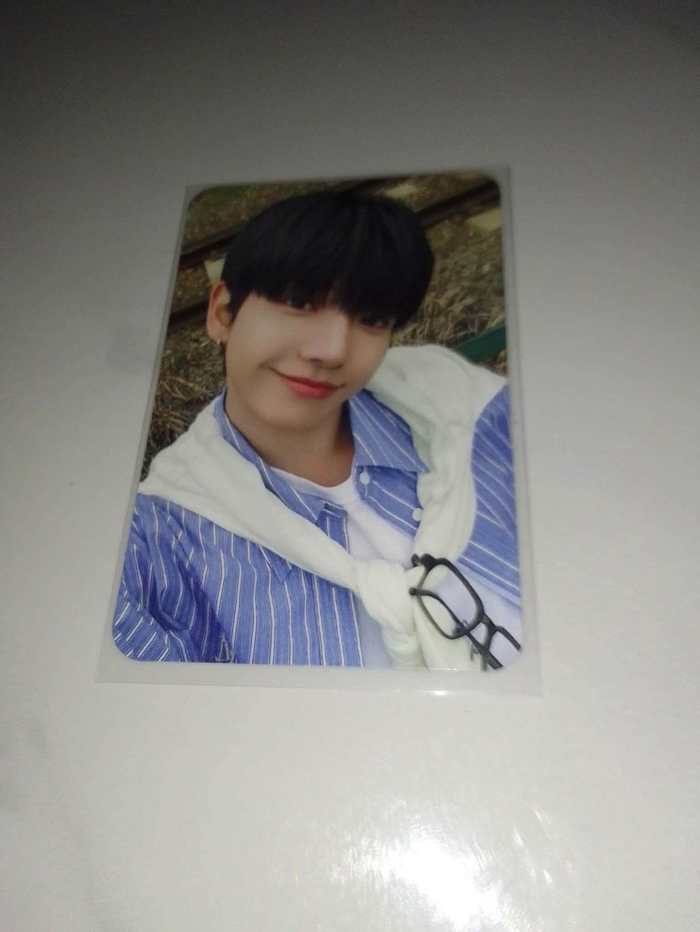 不準去看其他男人，碗豆只能看我，小心一點我正在看著你喔。