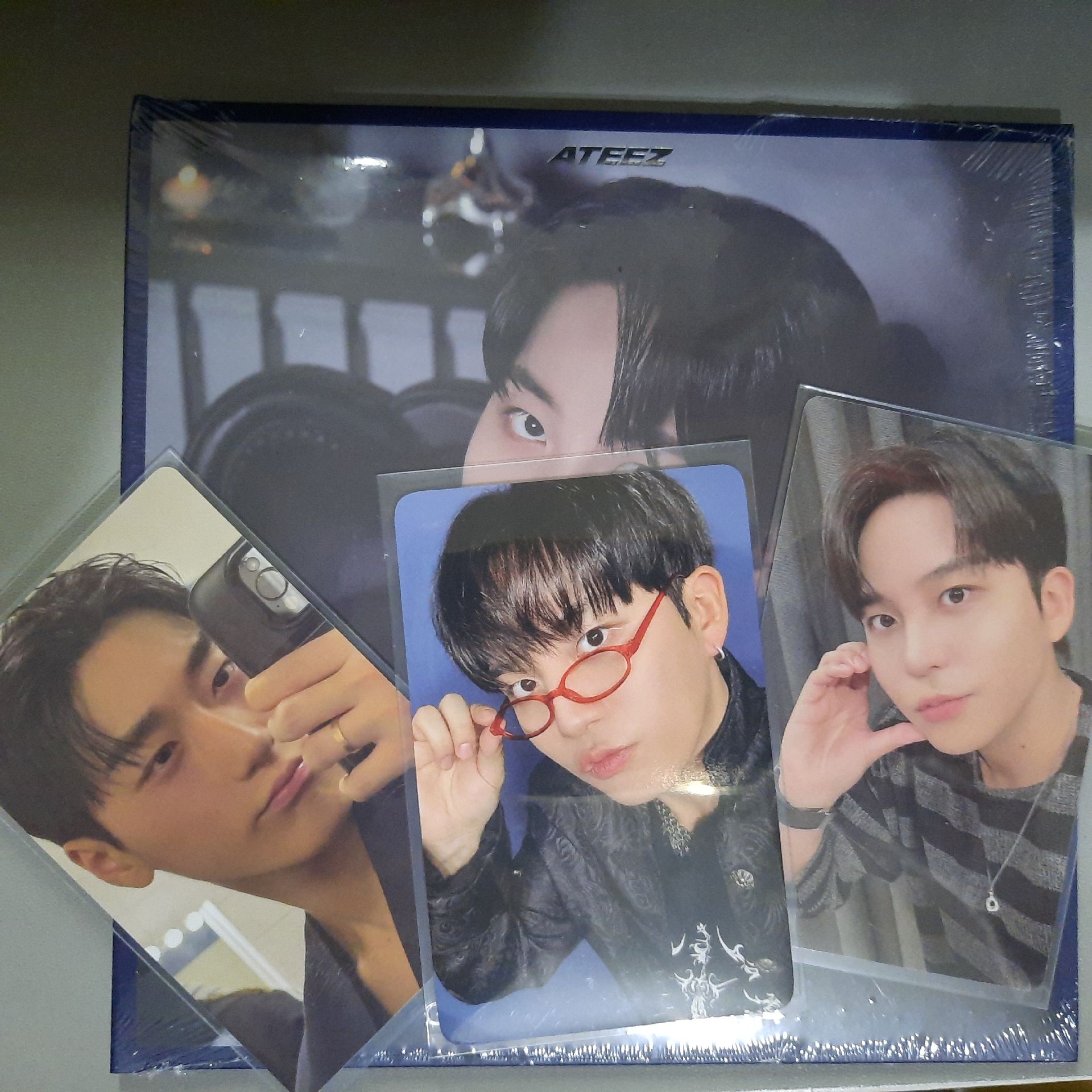 ⭕ EVERLINE 鍾浩眼鏡特典 + 全新未拆單封 + 傘/鍾專卡 