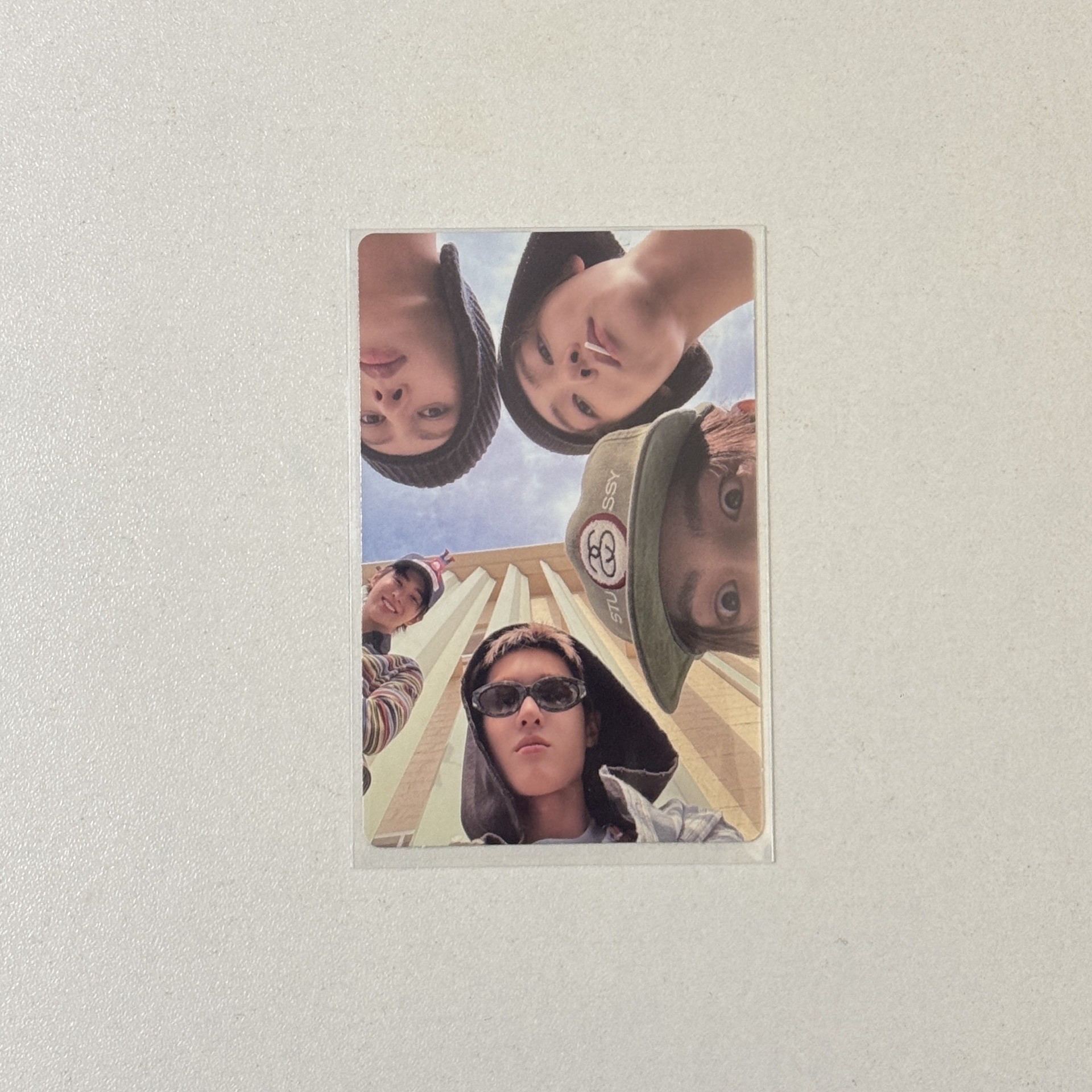 Cortis 手鍊+團卡