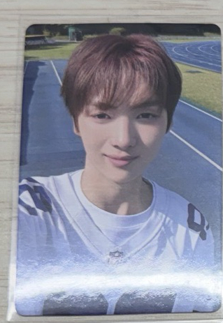 中背「背著英宰跑」