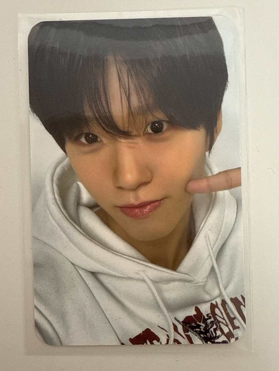 白衛衣韓男 夏日攝影展滿額卡