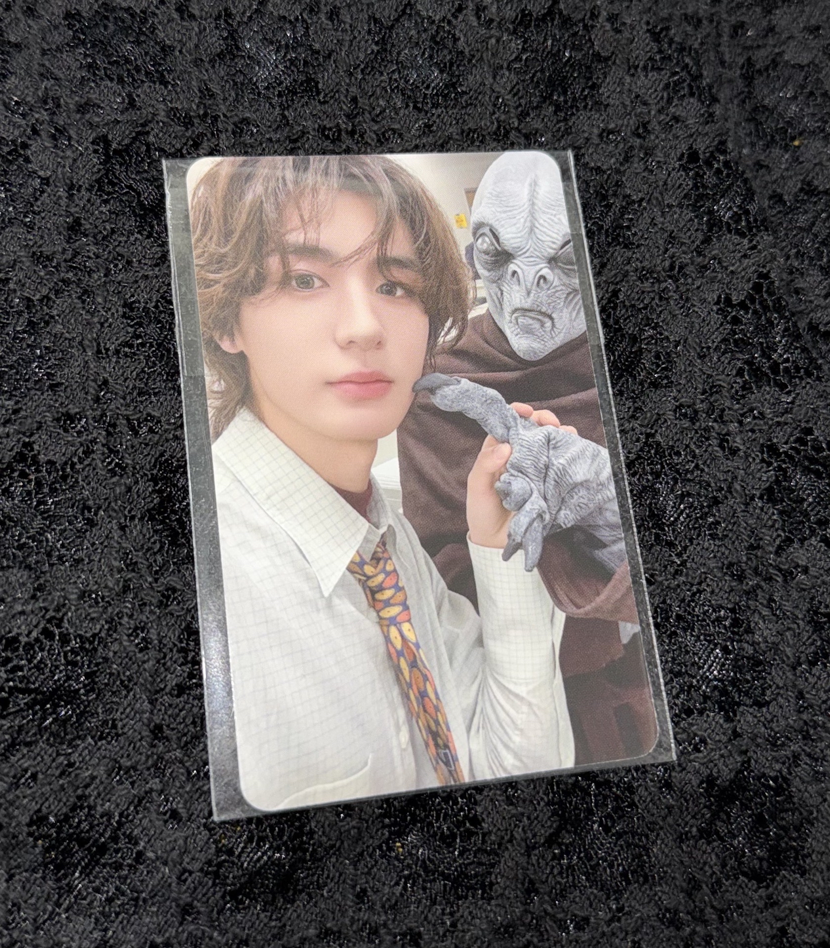 李涵外星人戳臉