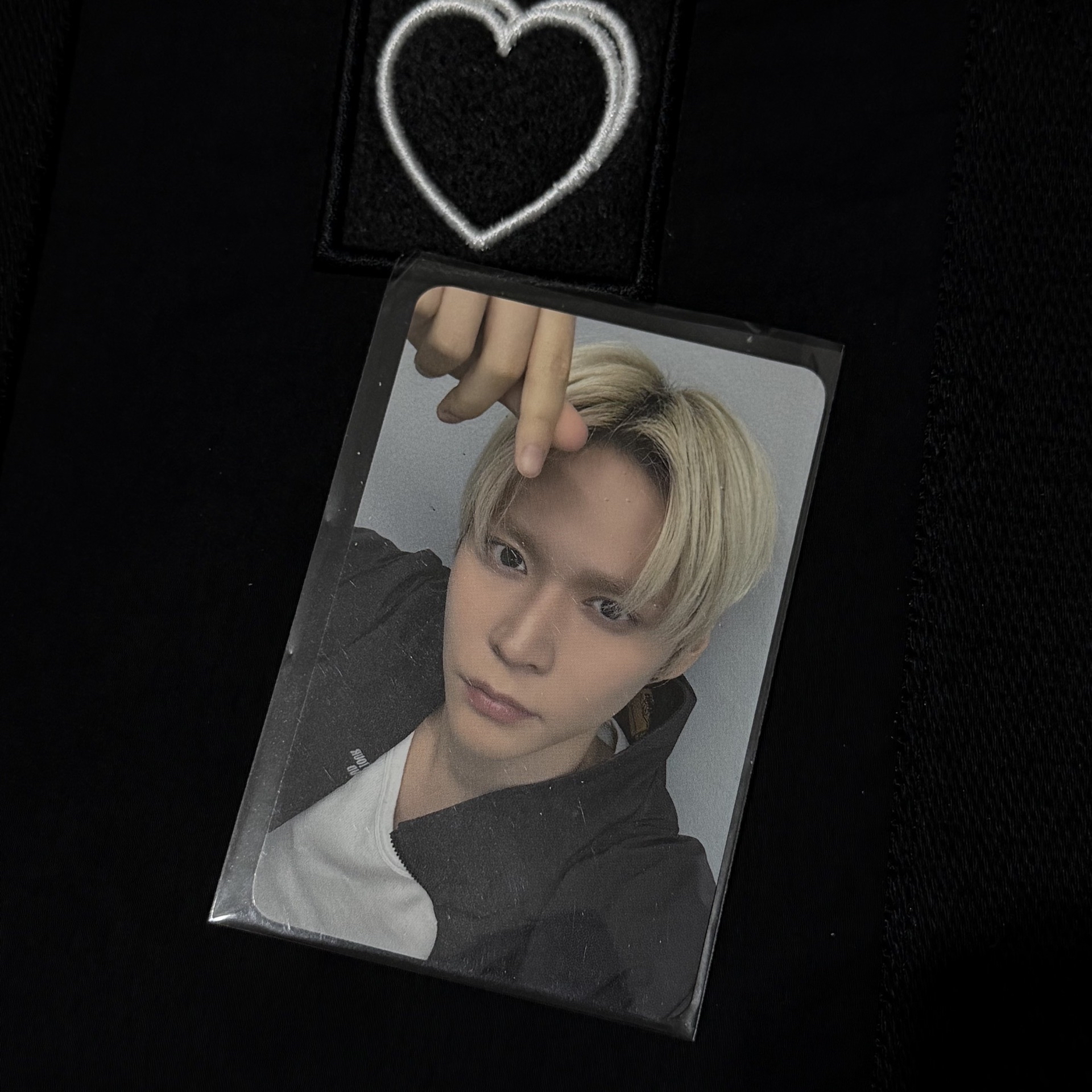 頭髮跟手指都說愛你