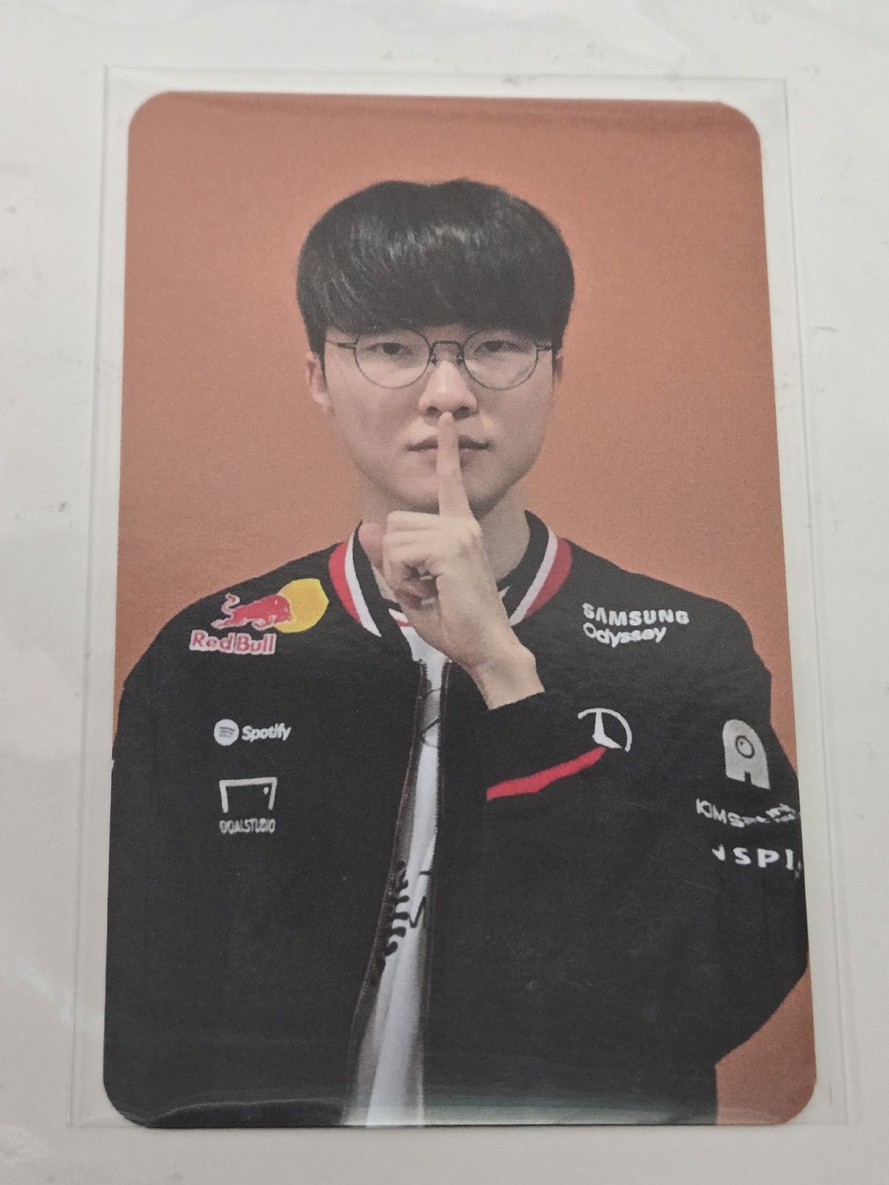 faker的招牌姿勢