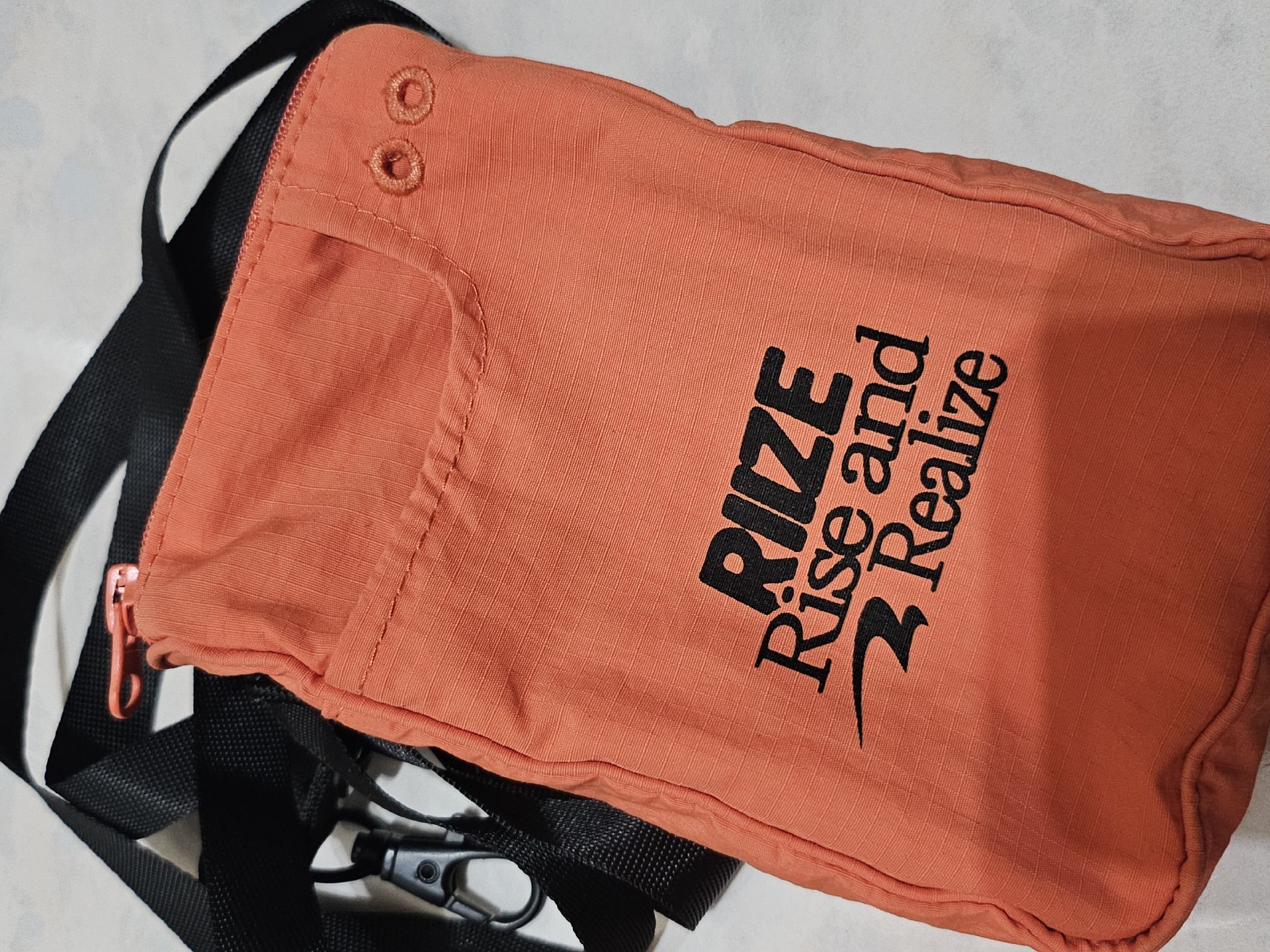 RIIZE 專輯 TRAVEL BAG VER. 橘包