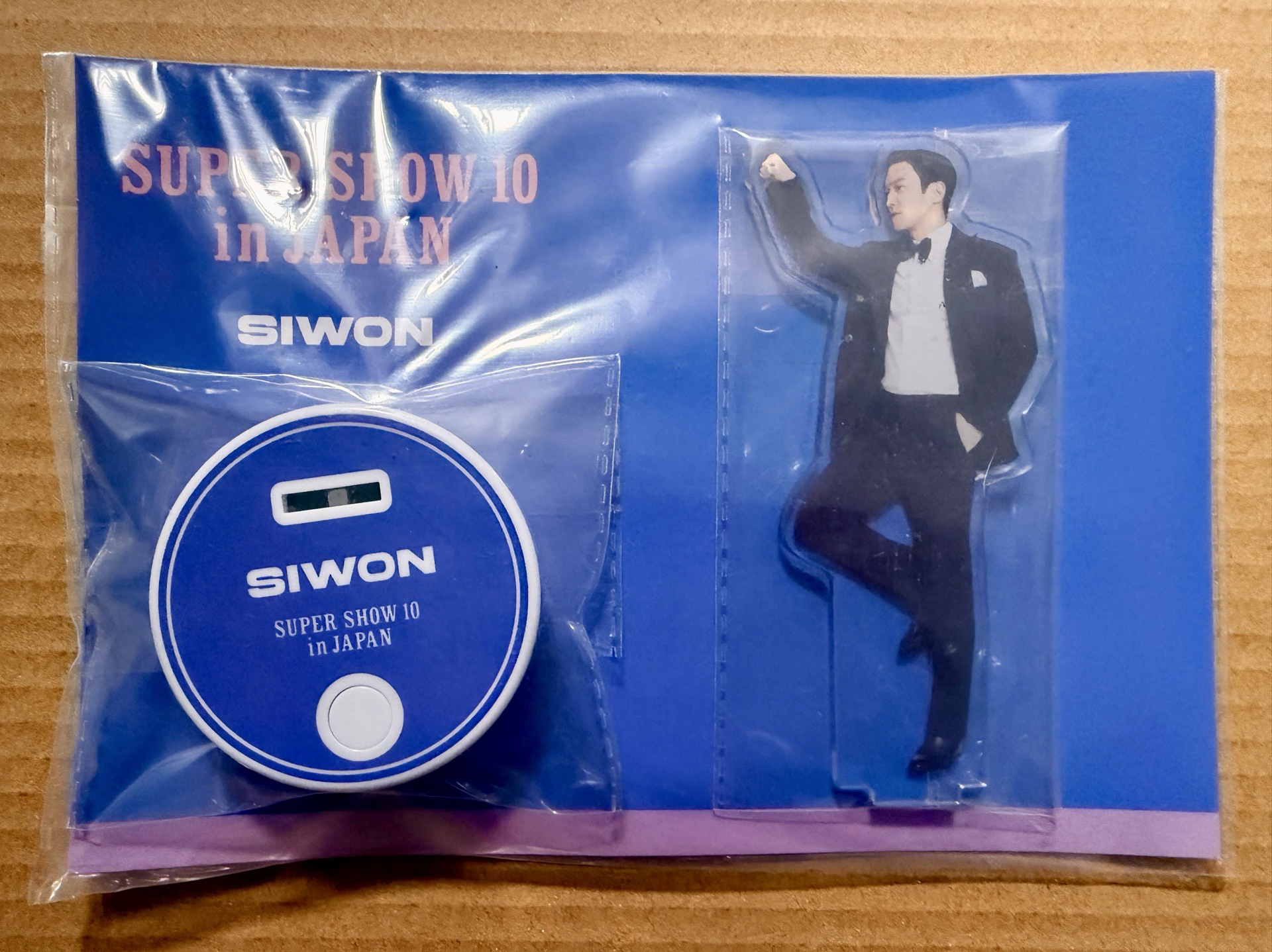 Super Junior 日本SS10週邊 光るアクリルスタンド（發光壓克力牌）9成員套組