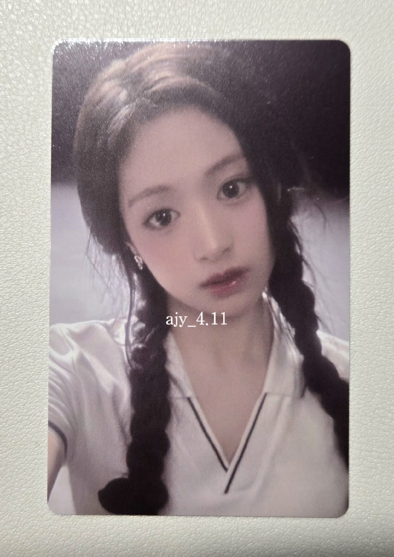 首爾白衣滿額賢