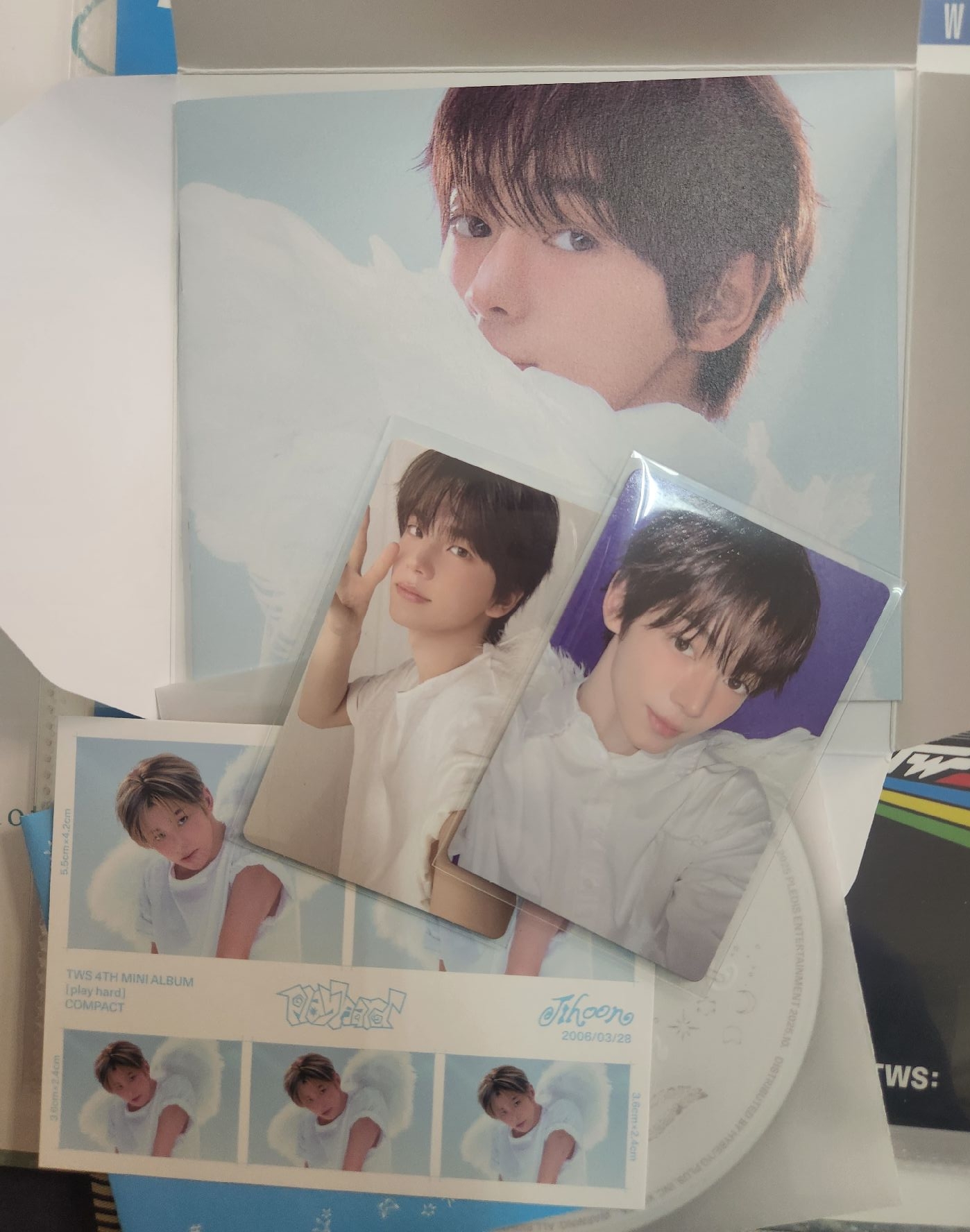 TWS PLAY HARD單封 已拆