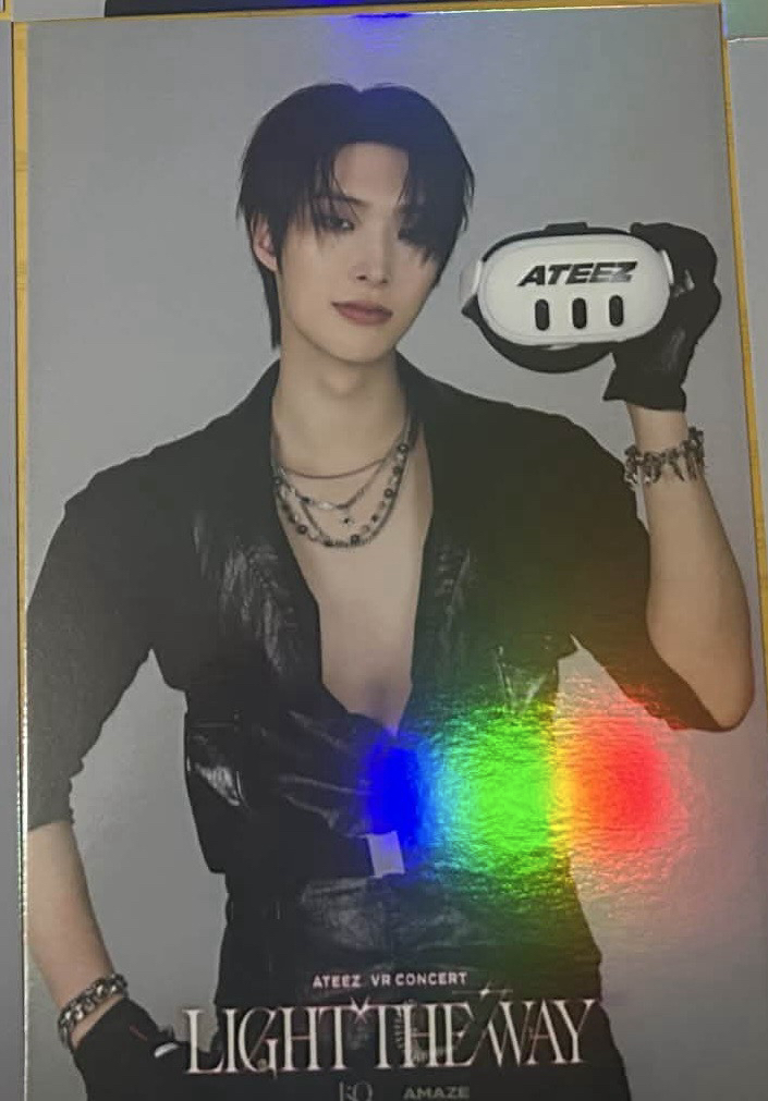 旼琦  VR 香港限定明信片