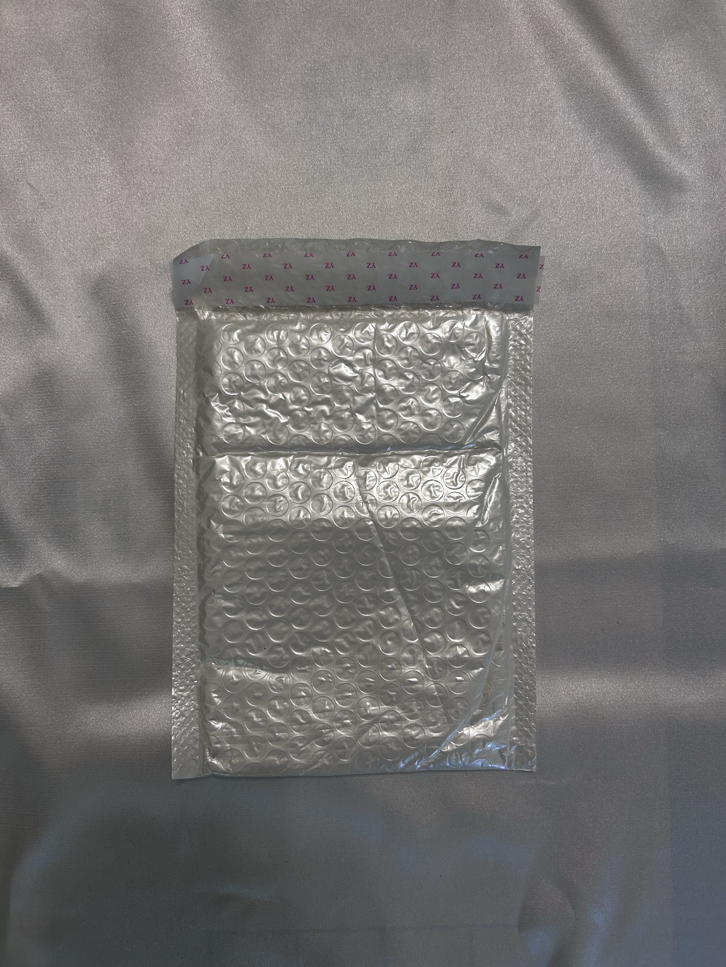 11*15+4cm白色薄氣泡袋（10個）