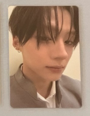 制服（需多帶🔖1張）