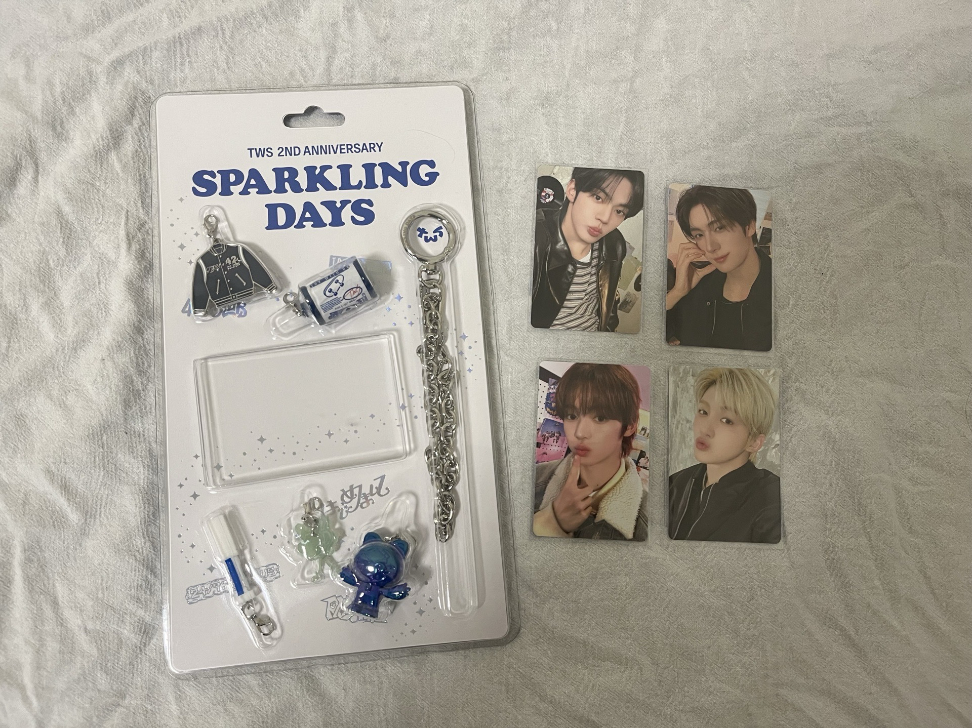 TWS兩週年吊飾組