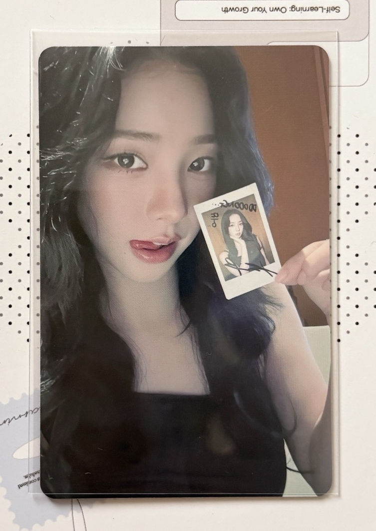 拿著自己的拍立得柚💙