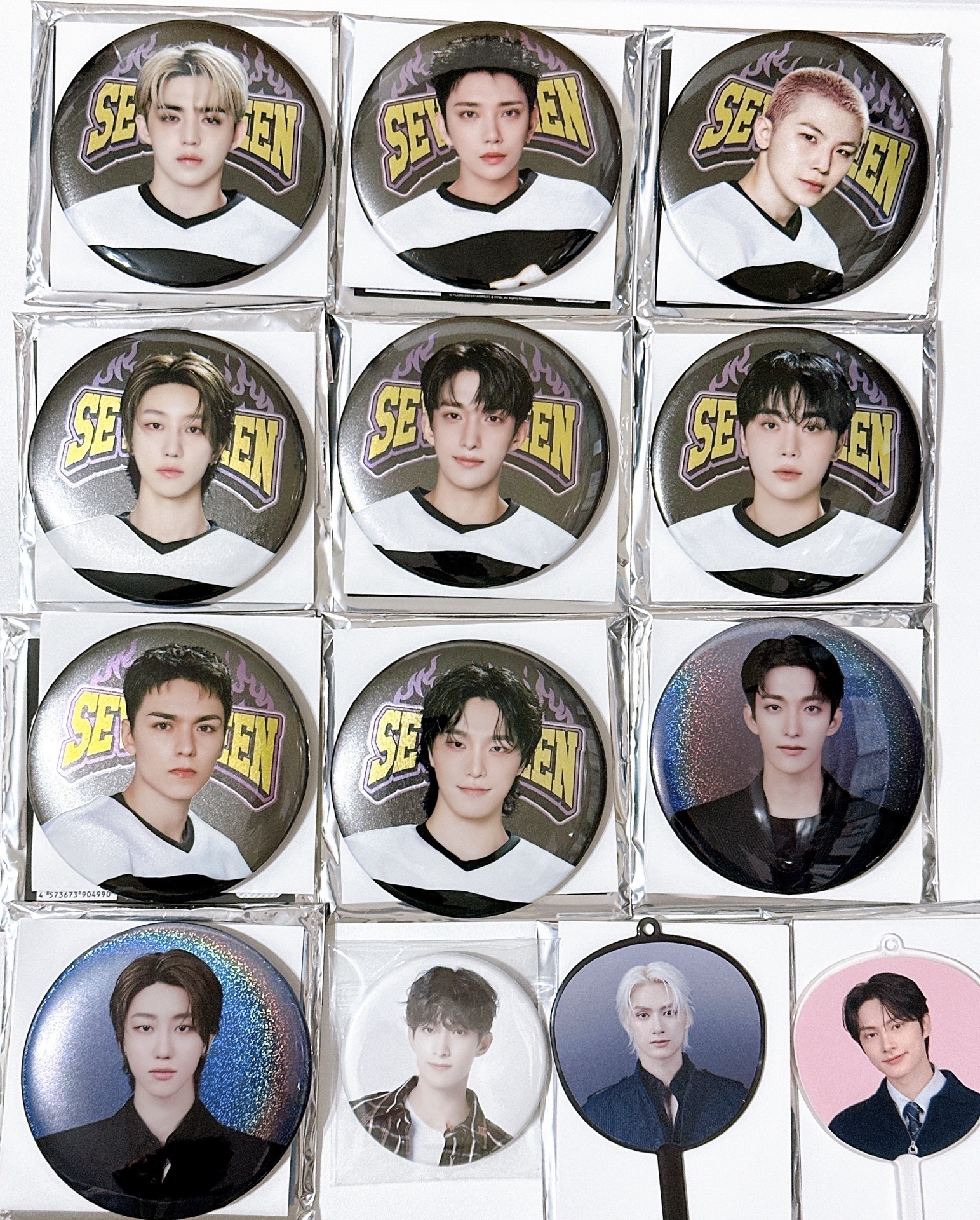 Seventeen 徽章/小吊飾