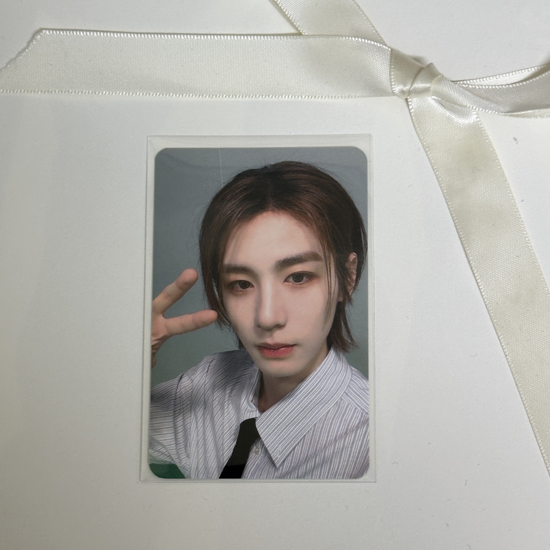 李涵 HOW? 線下快閃立牌卡