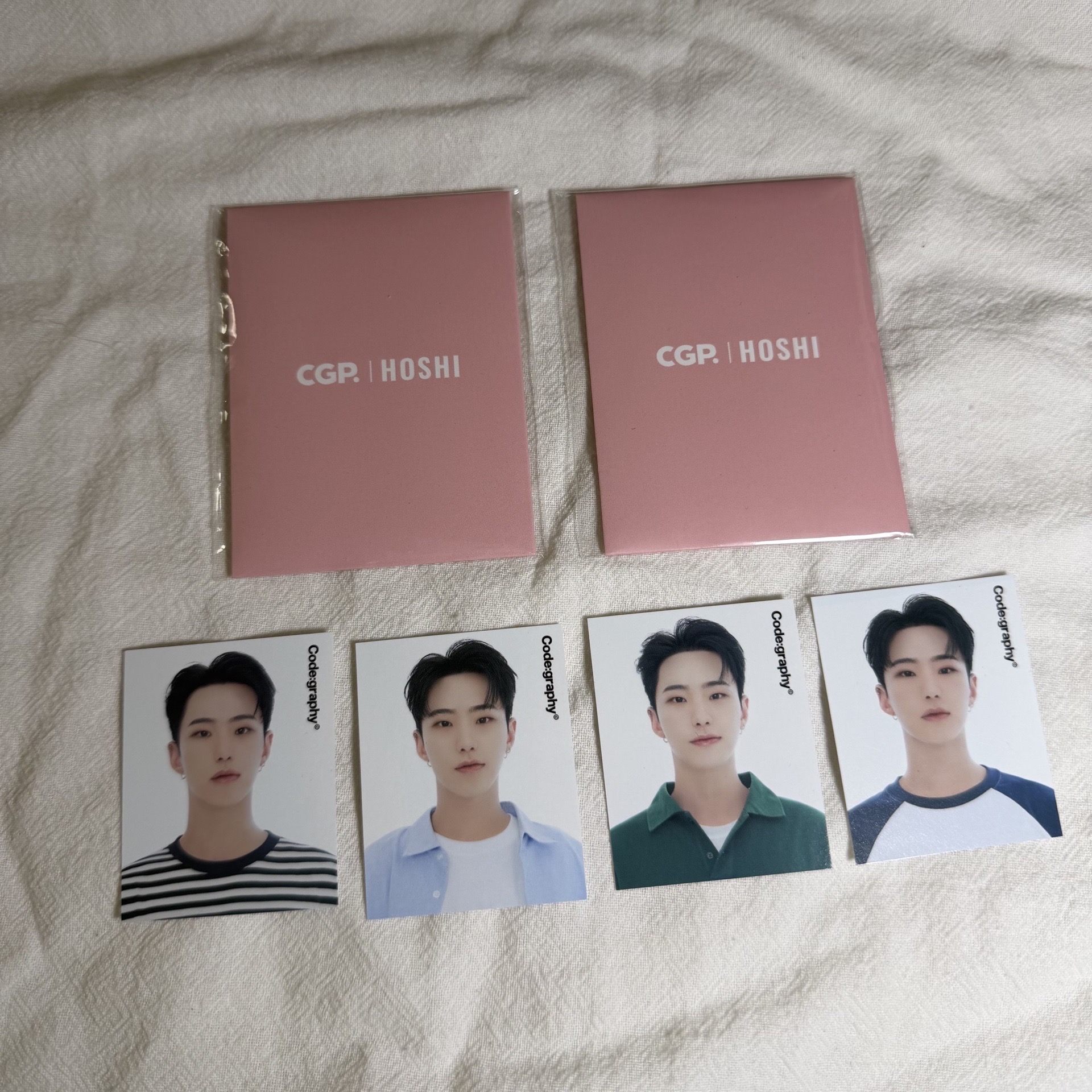 🩷榮 CGP代言證件照 粉版set（綁🩵100）