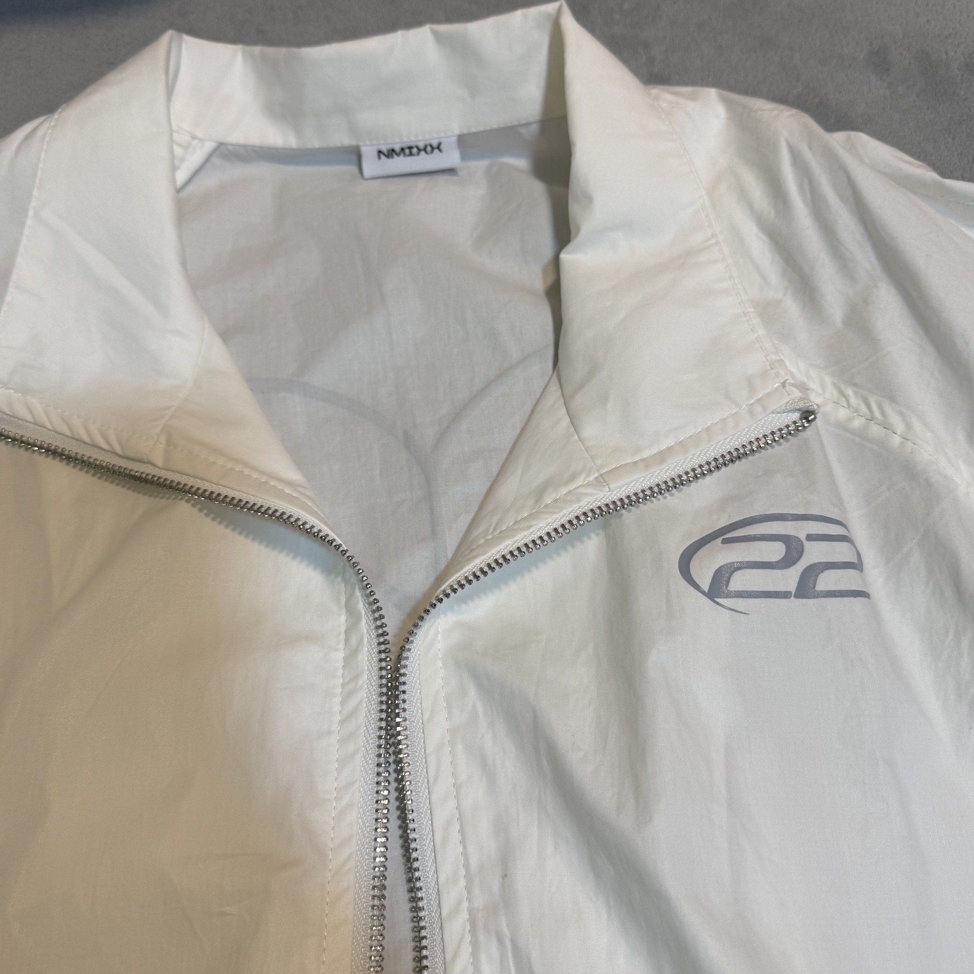 NMIXX 場週外套（有原袋）