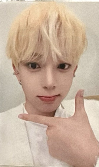 志恩自拍(需多帶100）