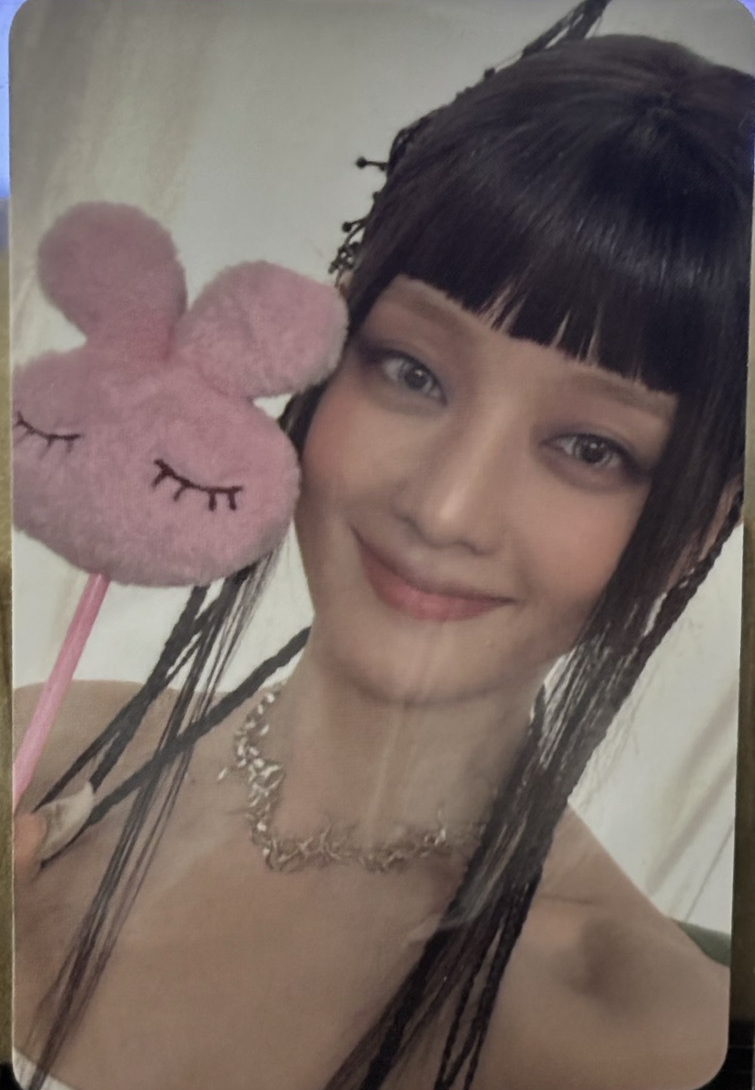 Minnie 金米妮  am預售特典卡💕