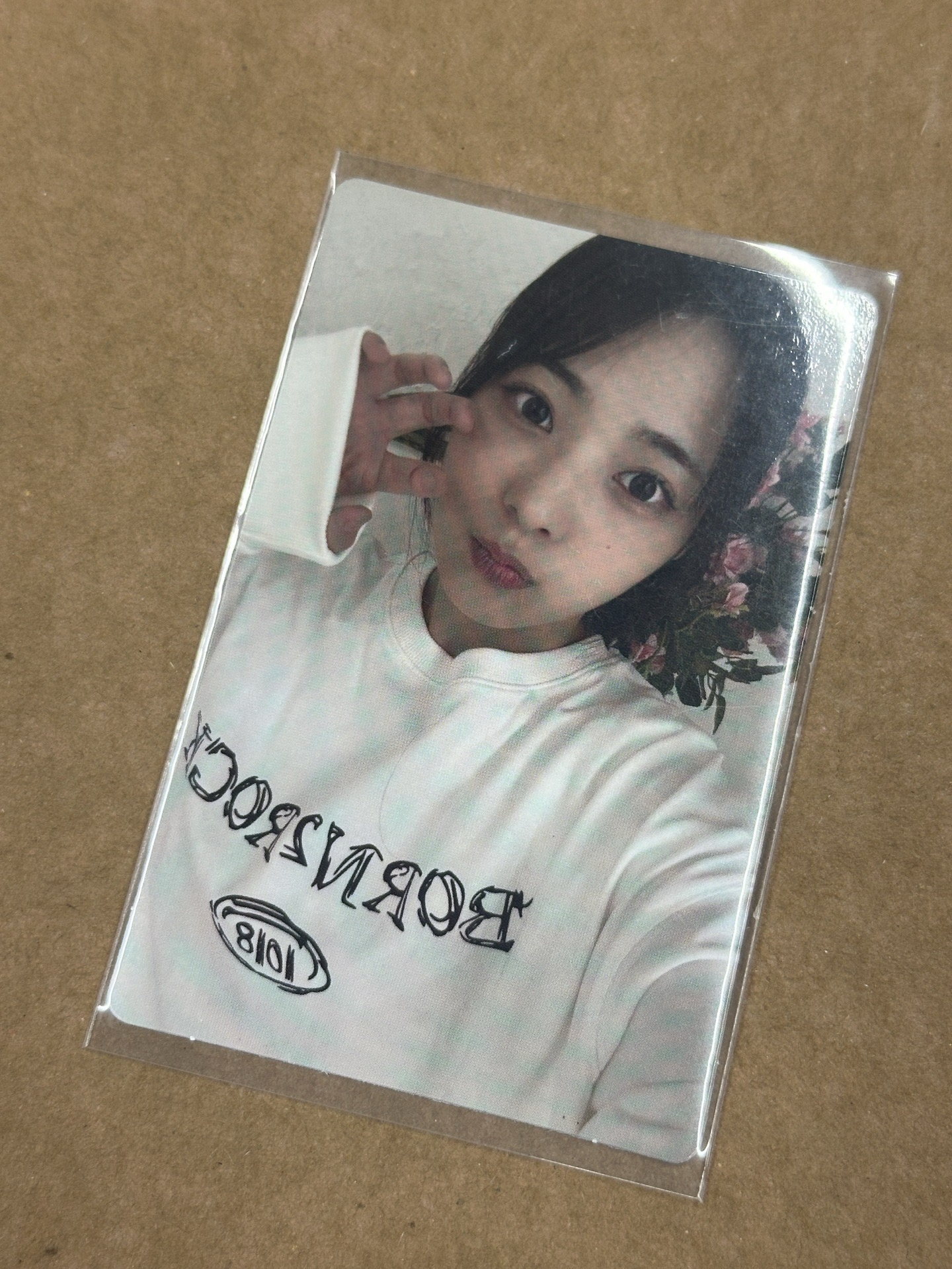 QWER兩週年衣服卡 R