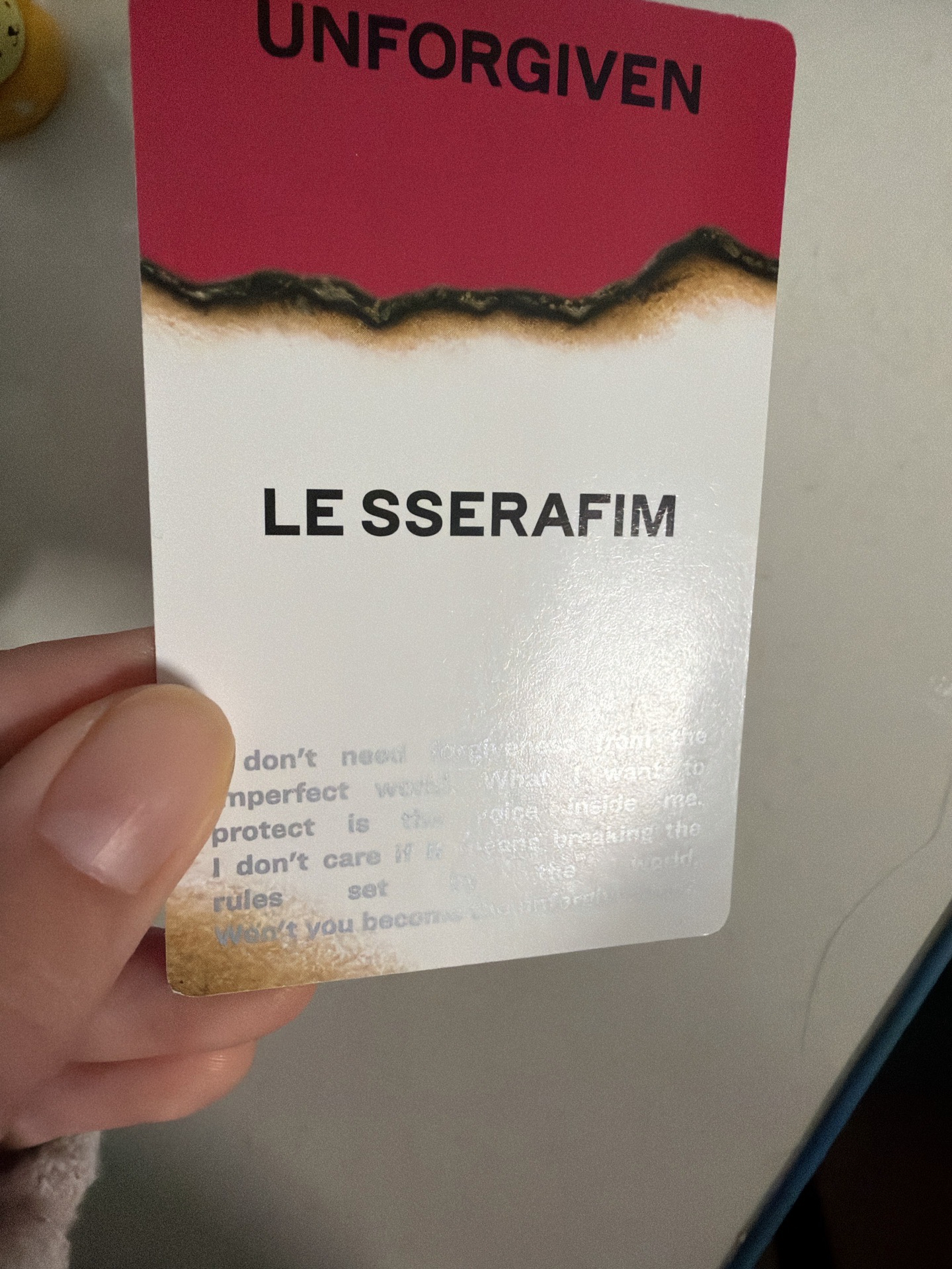 Le sserafim 洪恩採 專卡