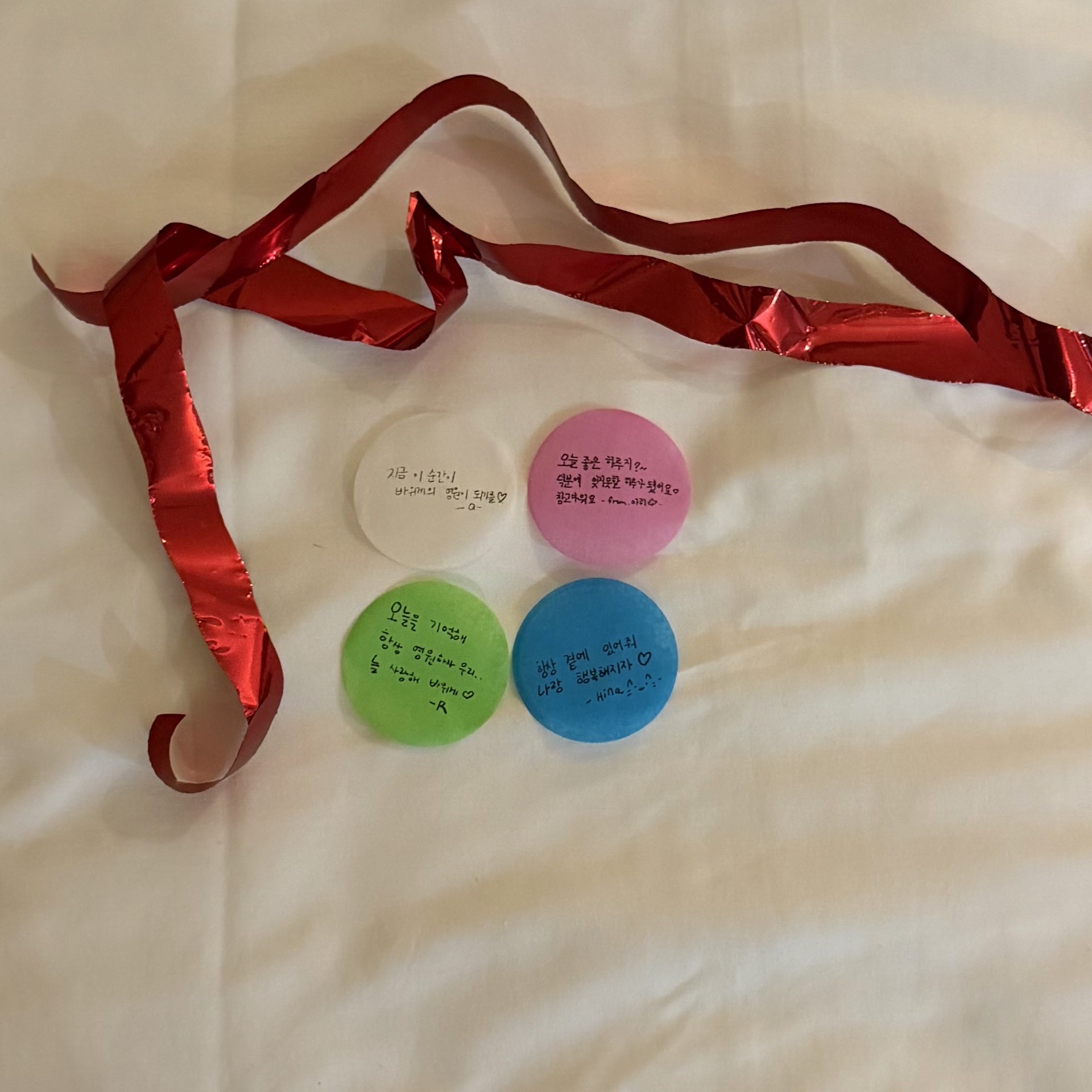 首爾1st 巡迴安可場週 3/22回國隔天處理出貨 有撿碎紙花 有需要可以說 數量有限