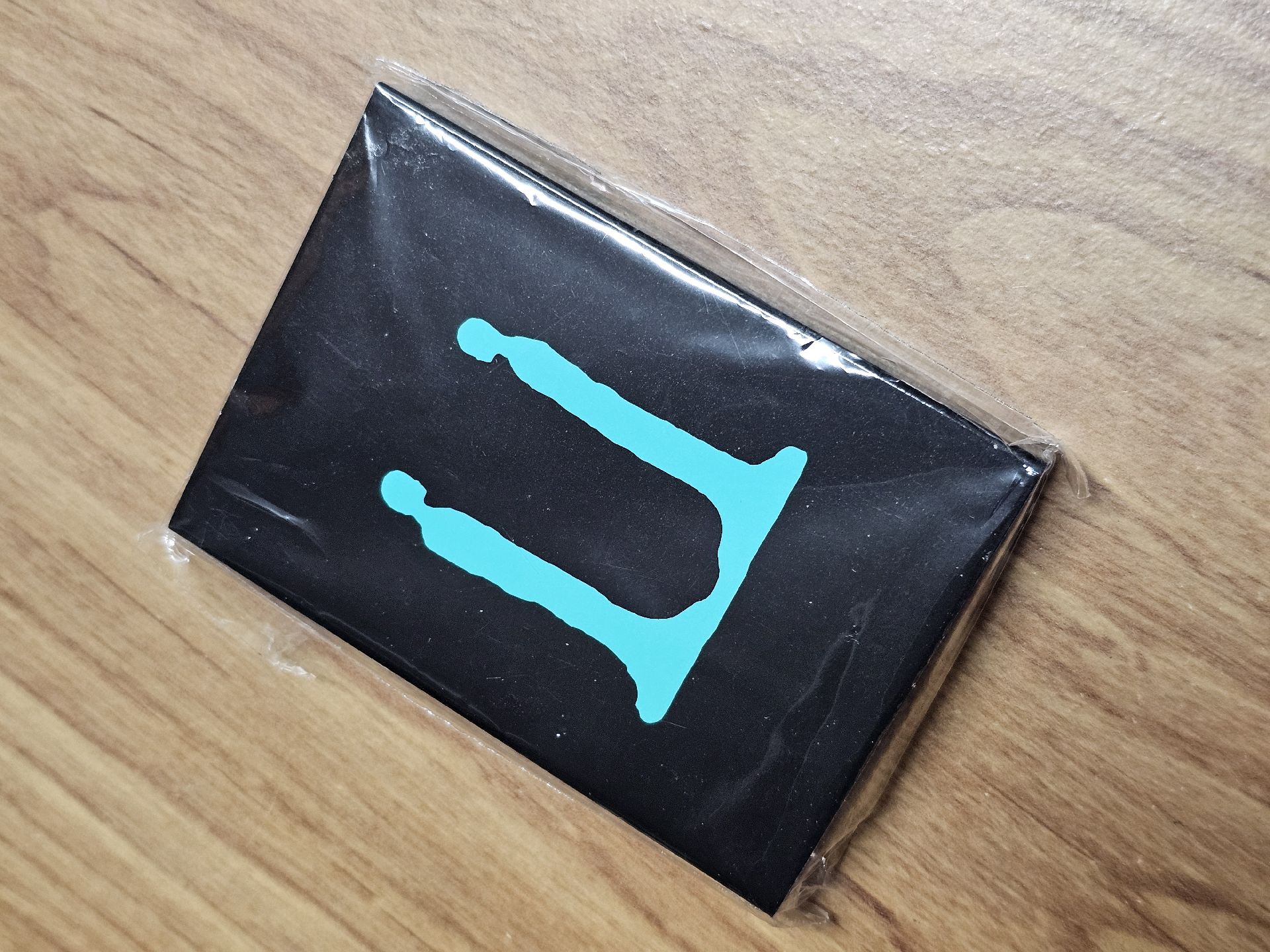 G-Dragon Übermensch 電子專