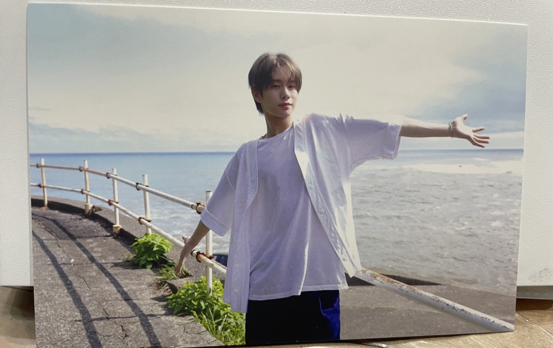 出道秀明信片 炅潣