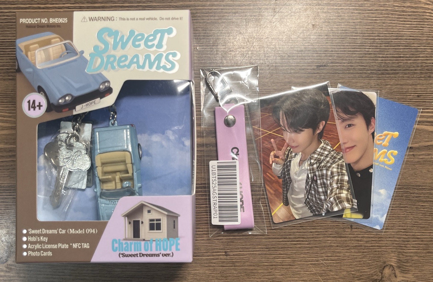 J-hope 吊飾專輯Charm of HOPE (‘Sweet Dreams’ ver)