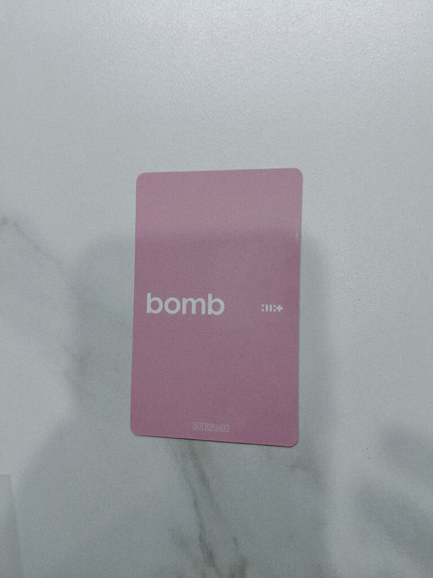 ⚪bomb 環球 預售 特典卡 GLLIT ver.