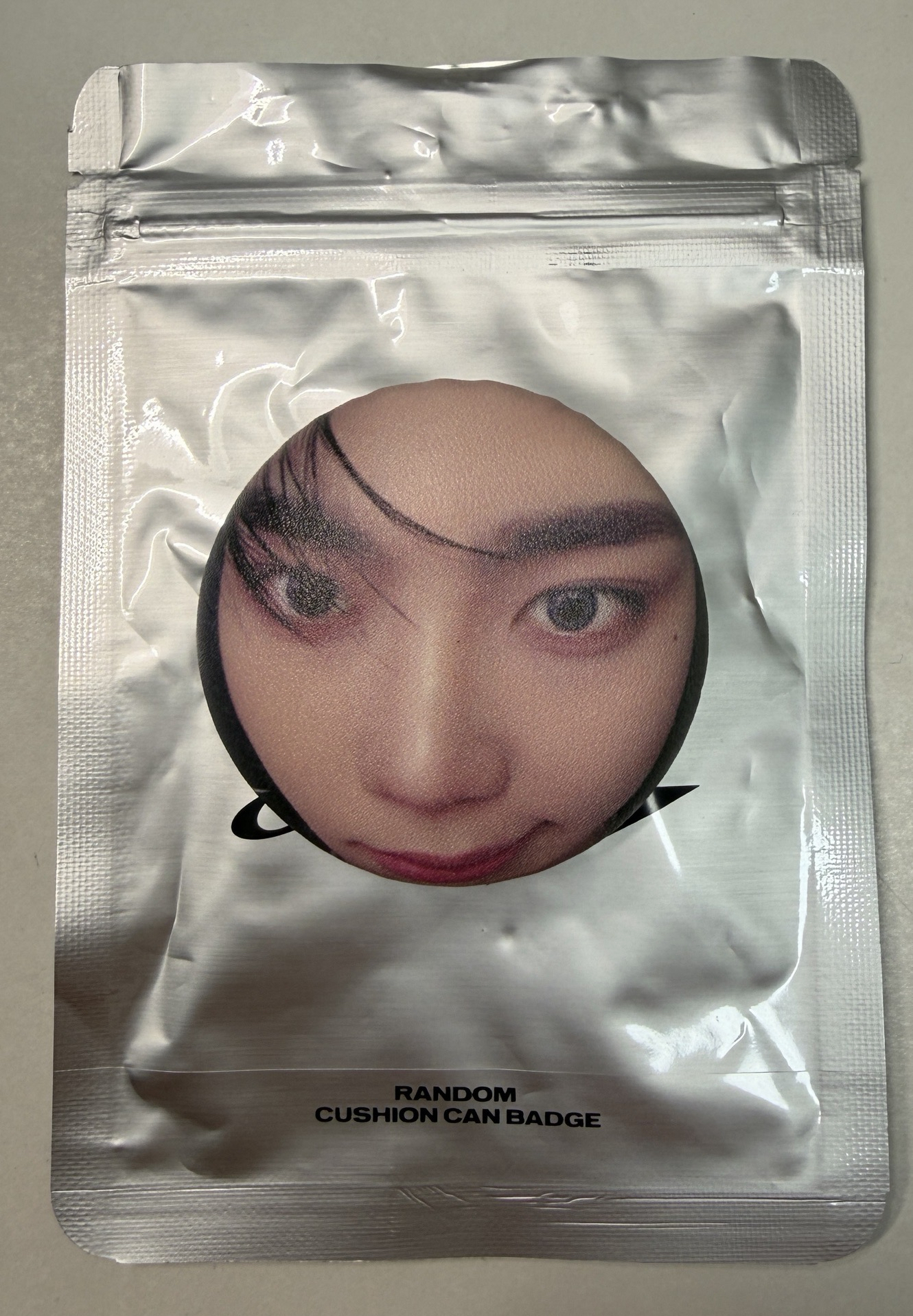 ZB1 Here&Now 場週徽章旭