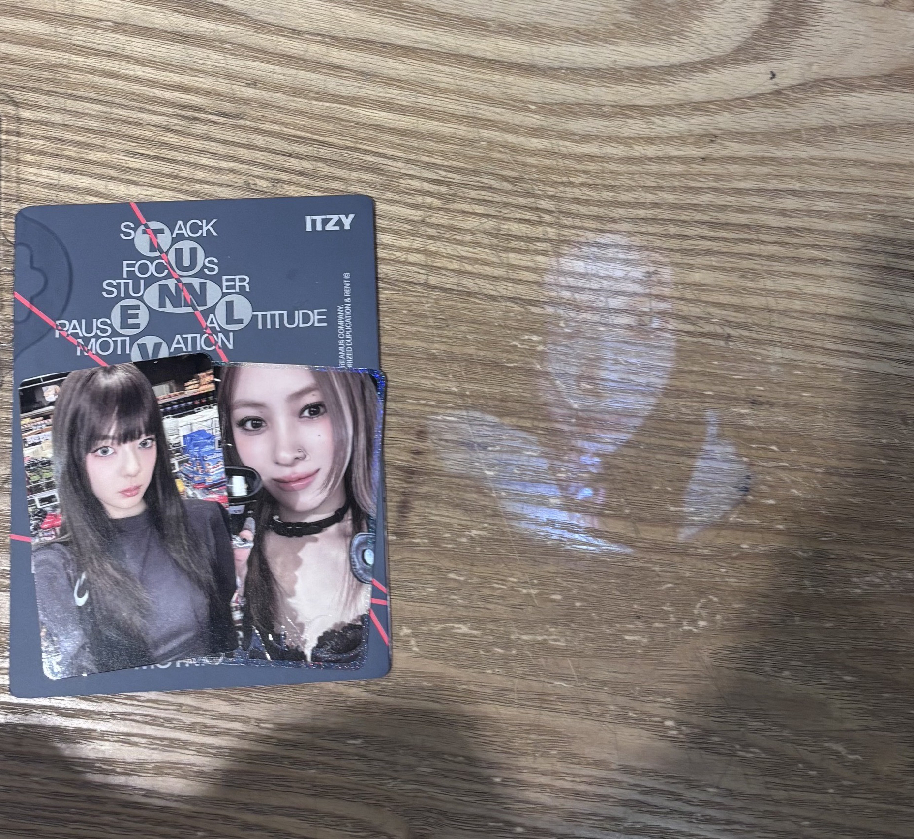 ITZY 雷射筆全專