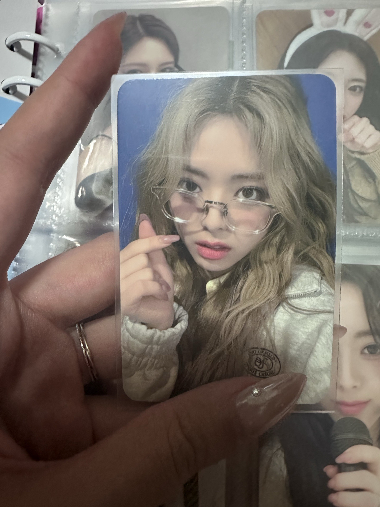 娜中文卡背「免子」