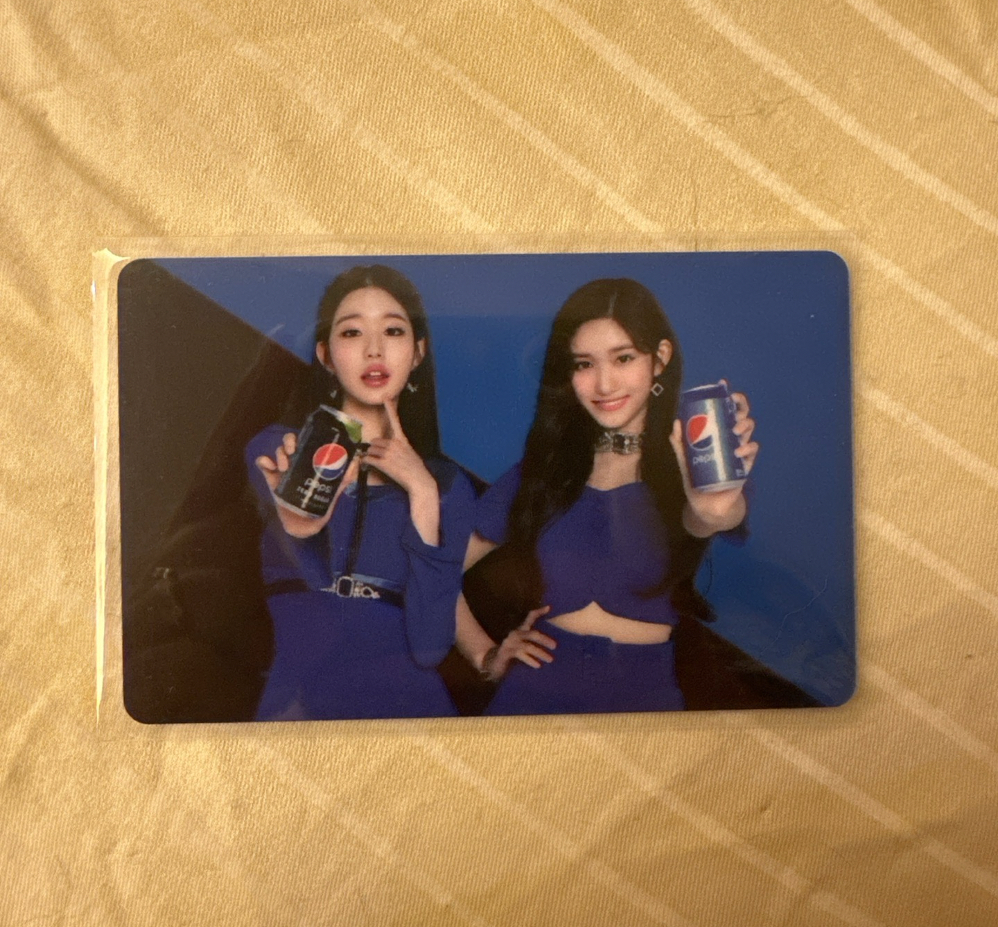 Blue & Black 代言卡 百事員瑞雙人卡（pvc)