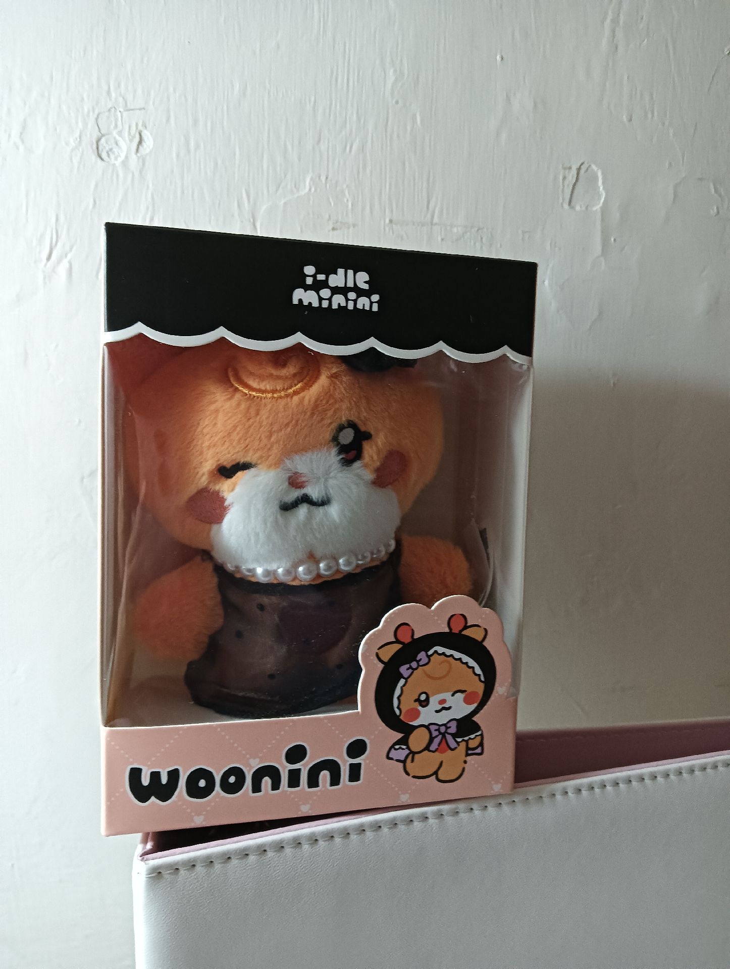 We are 雨琦盒娃含卡已拆封檢查無拿出 多帶200主頁自選or私訊查看還沒上架商品