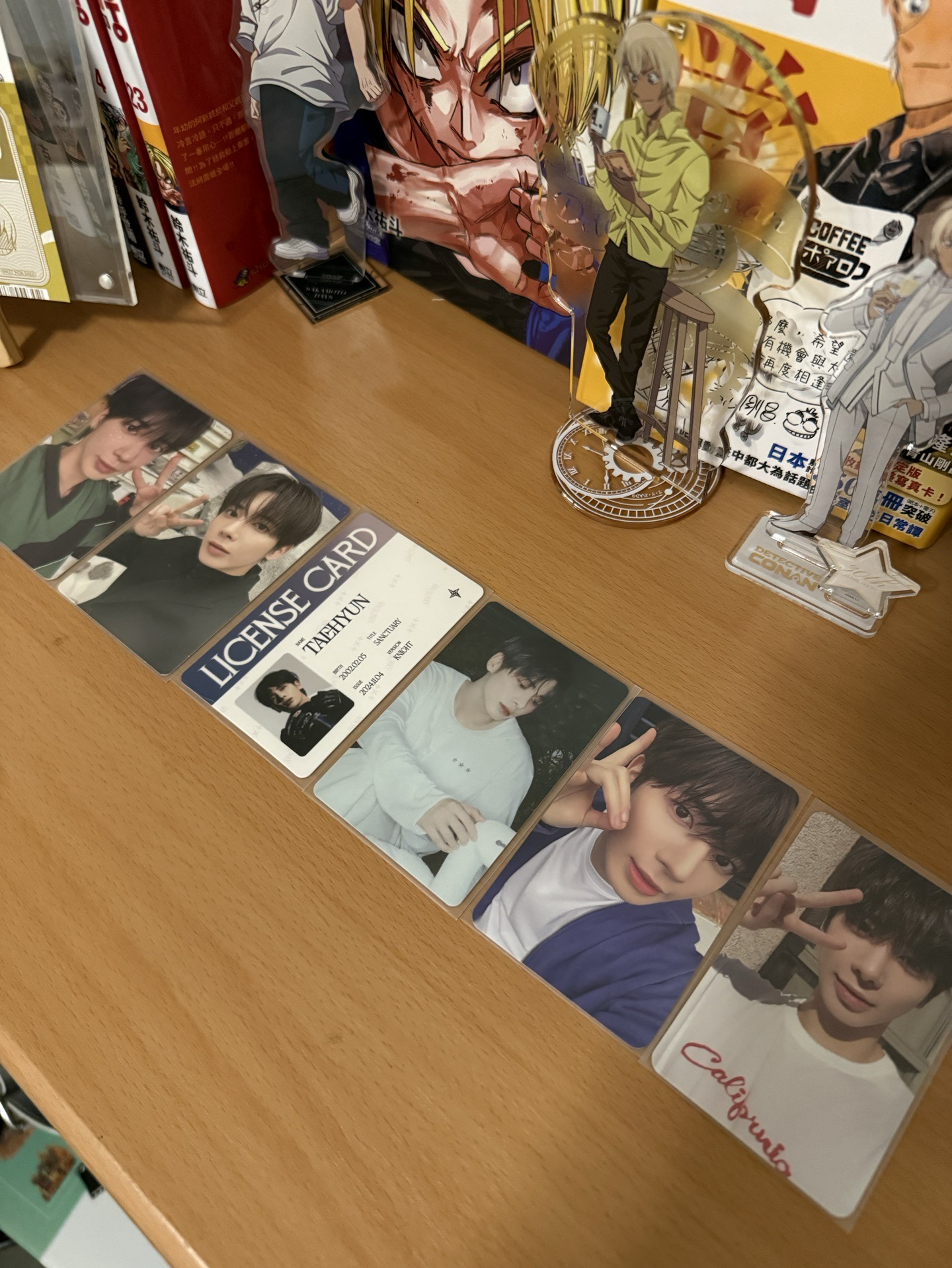 松貓抱枕+太顯小卡6張