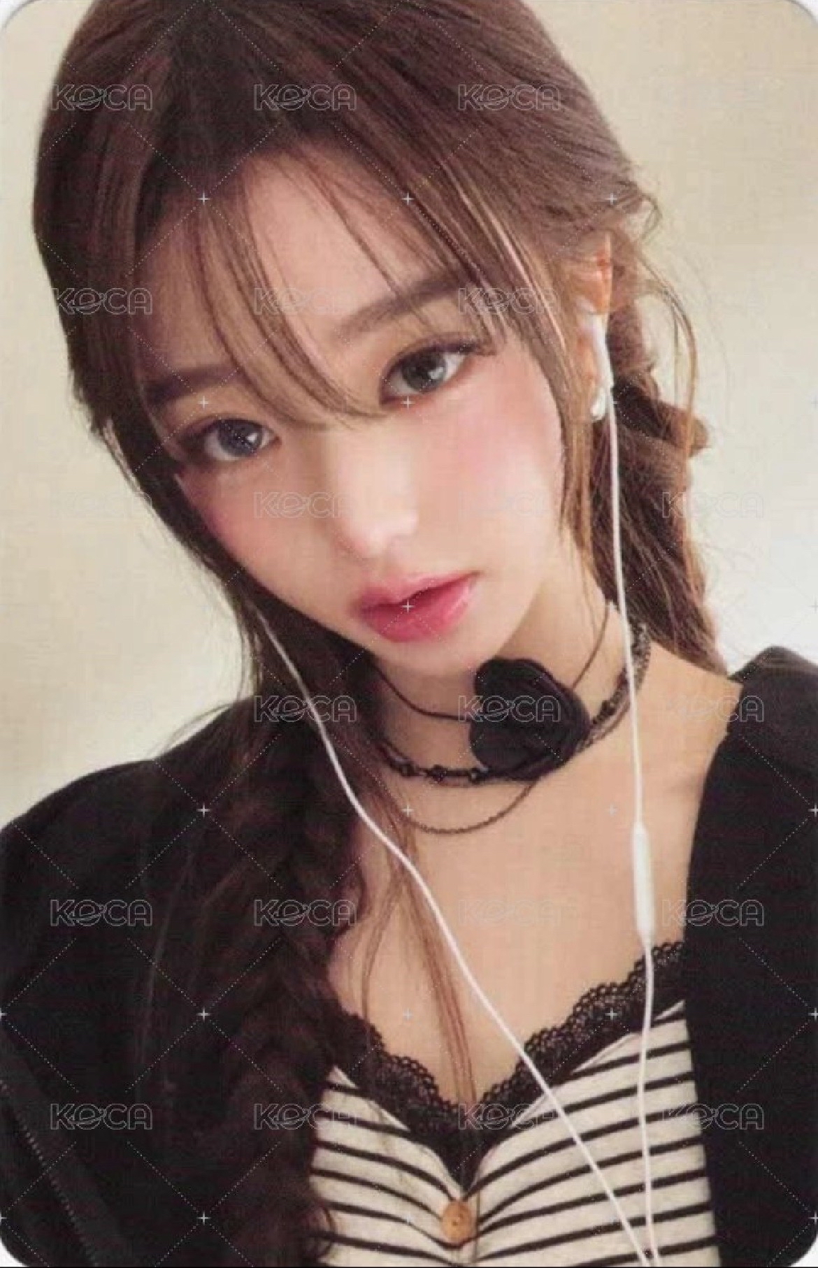 耳機怜、員、安、瑞、秋