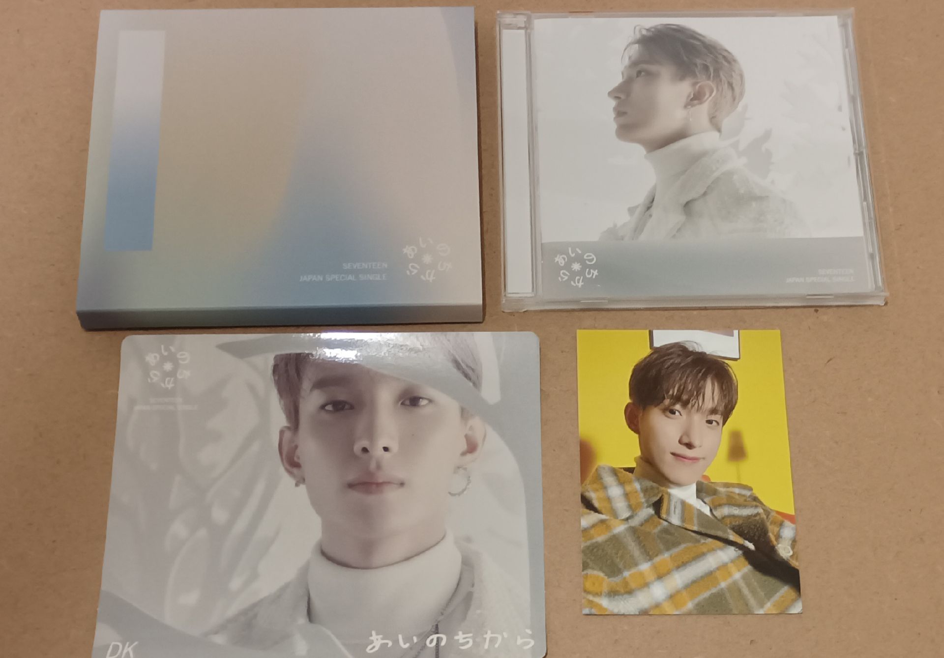 愛之力 碩單封+聖誕卡+wvs貼紙