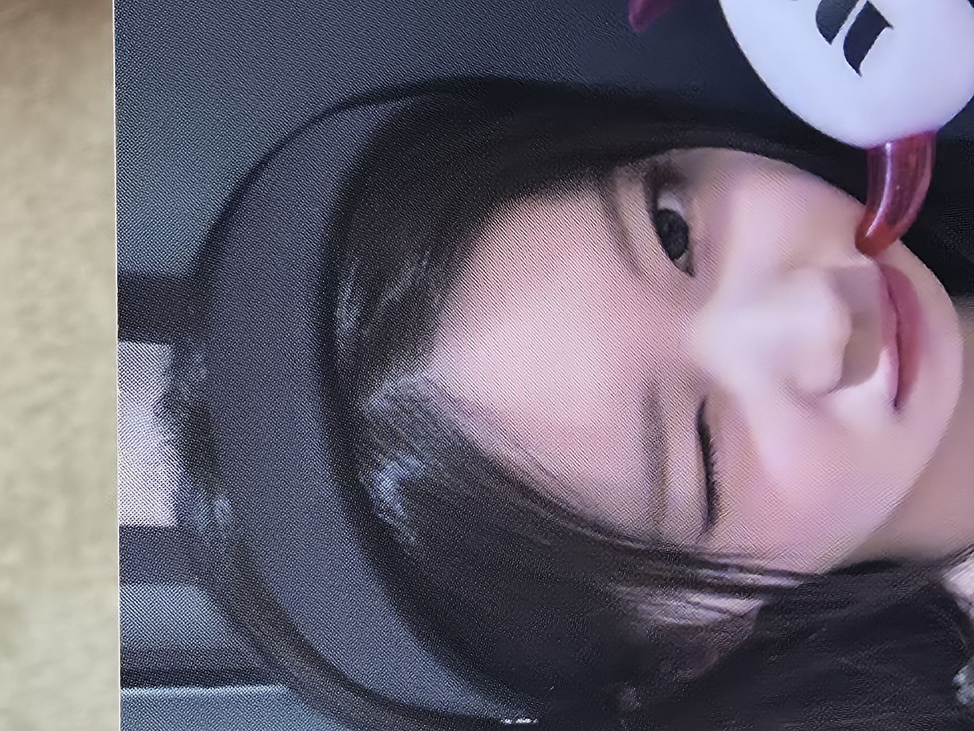 二手官方手燈、2025世巡VIP專屬吊牌／明信片、DRIPms幸運卡、YG預售禮小卡