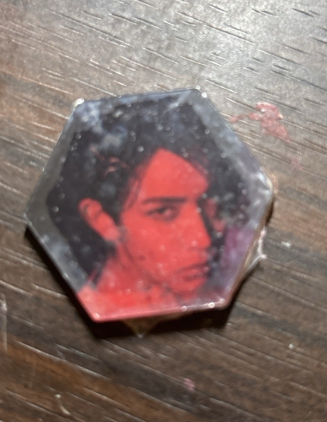 浴球專裡面的壓克力？