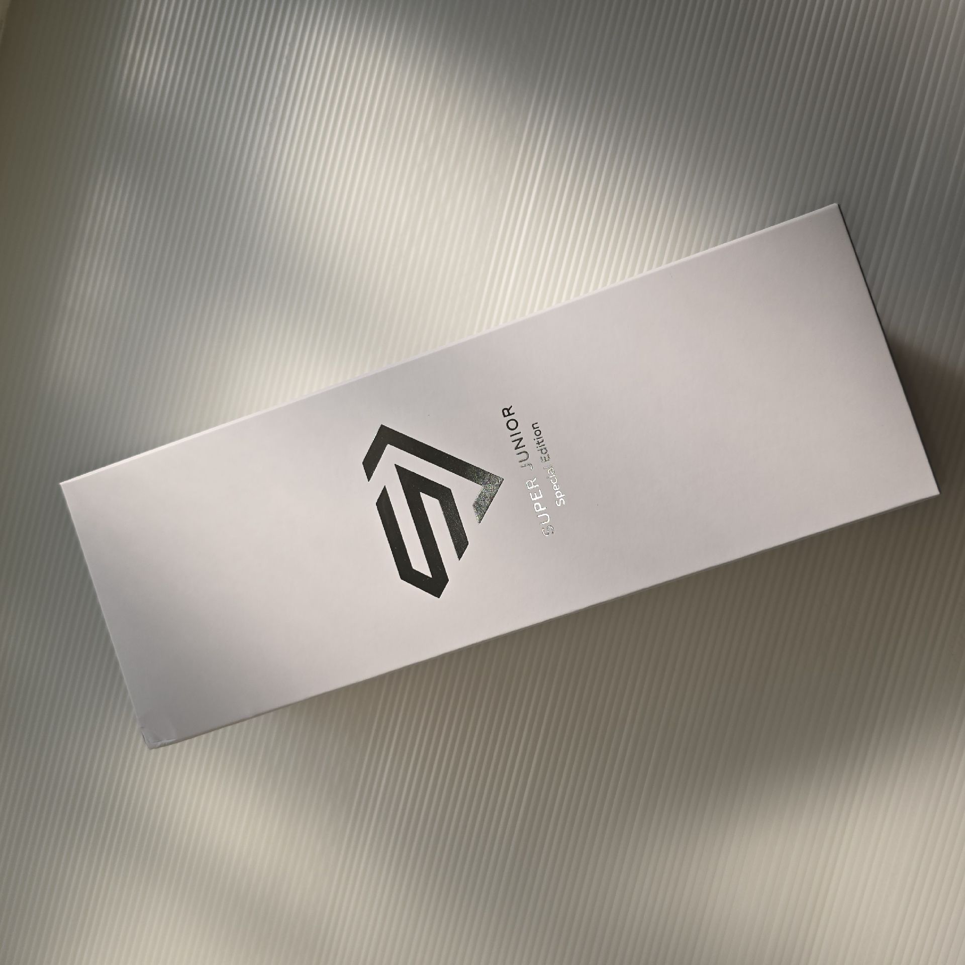 （買兩隻送周邊小卡包）20週年特別版手燈