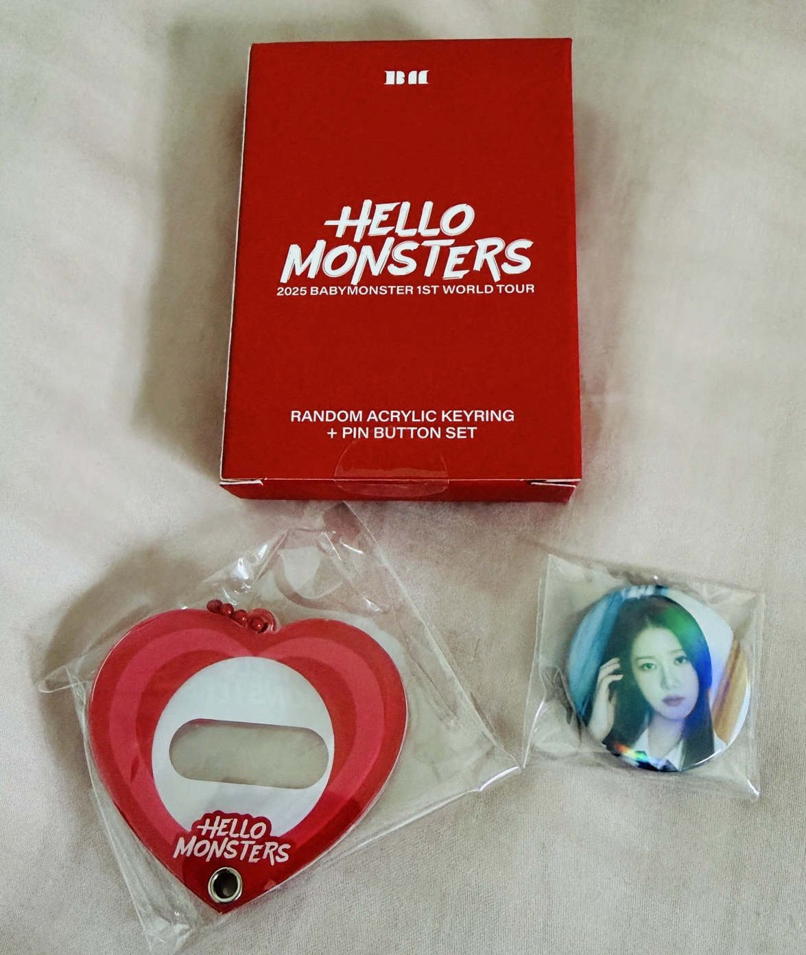 世巡茶仁吊飾徽章組